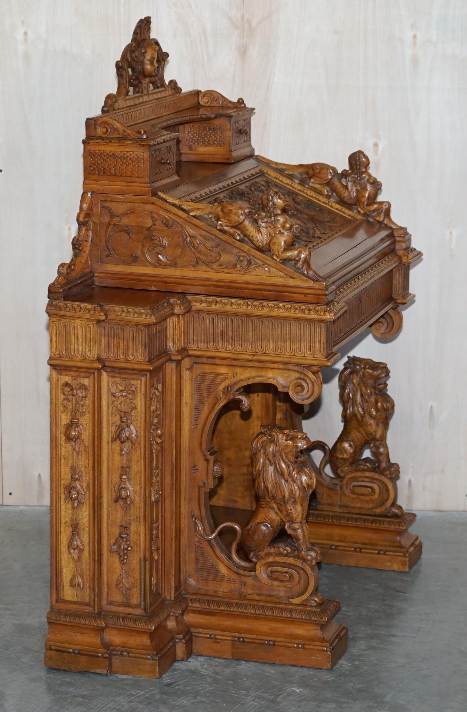 Antique Walnut Museum Quality Exhibition Hand Carved Italian Davenport Desk For Sale 5