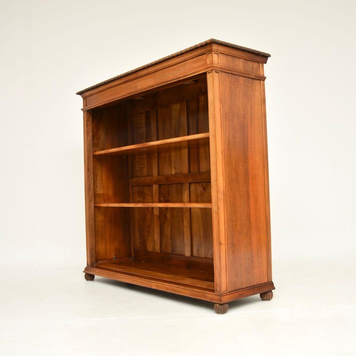 Early 20th Century Antique Walnut Open Bookcase For Sale