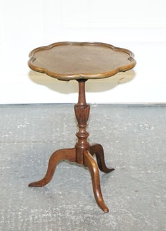 ANTIQUE WALNUT PIE CRUST WINE LAMP END SIDE OCCASIONAL TABLE WITH LOTS OF PATiNA