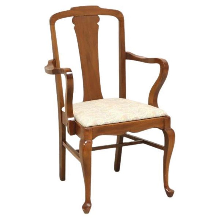 Antique Walnut Queen Anne Armchair For Sale at 1stDibs