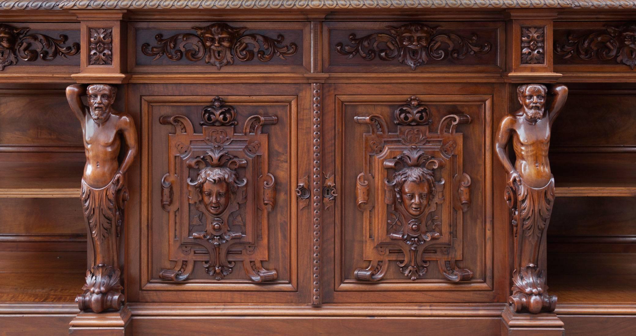 Antique Walnut Renaissance Suite For Sale 2