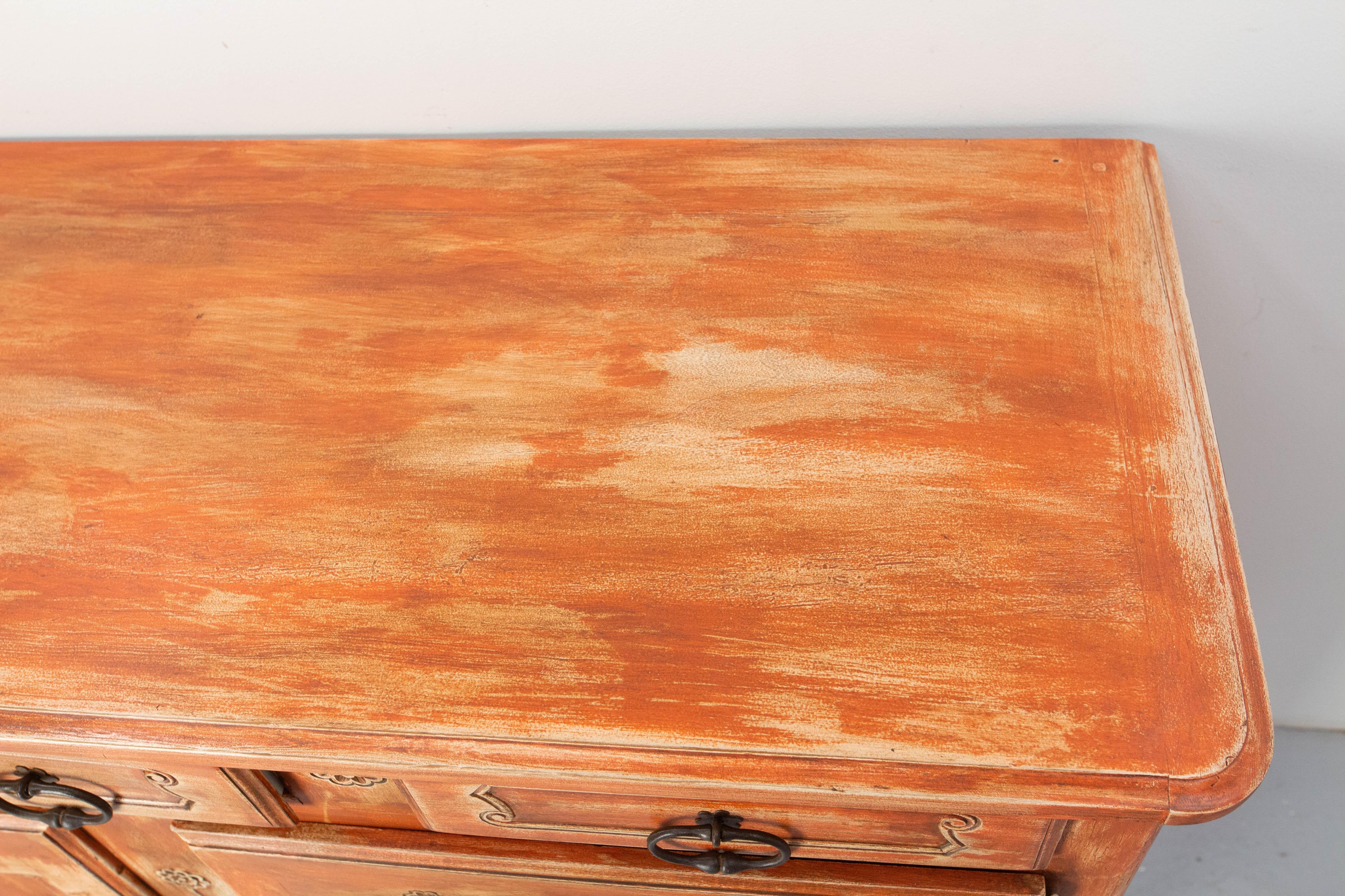 Antike Nussbaum Anrichte Terrakotta Farbe Patina Louis XV Stil, 19. im Angebot 4