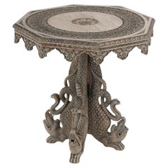 1900s Baroque Walnut Side Table: Antique Craftsmanship for Elegant Living Spaces
