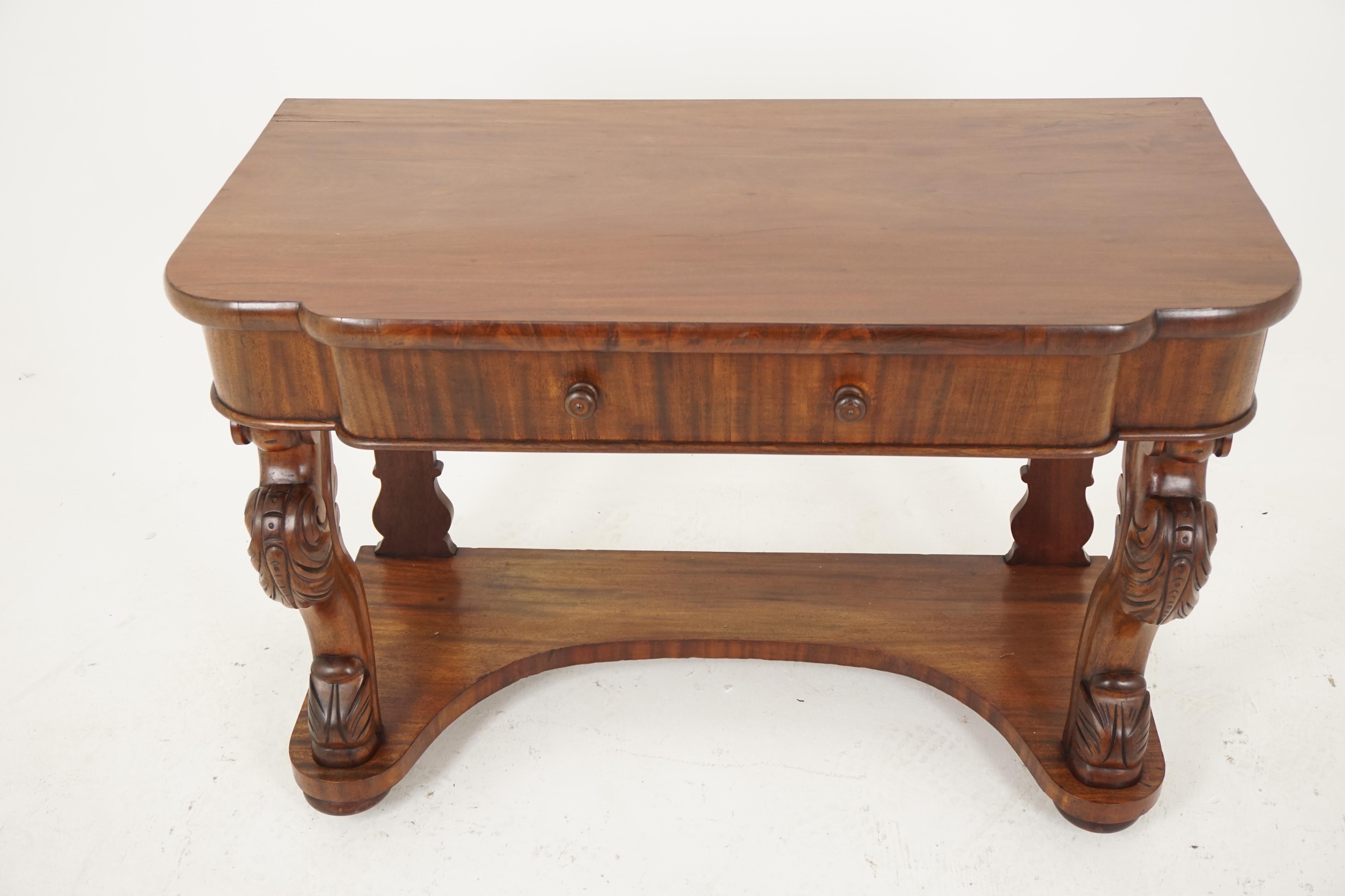 Antique walnut table, Victorian Serpentine front console, hall table, writing table, or server, antique furniture, Scotland 1880, B1804,

Scotland, 1880
Solid walnut and Venners
Original finish
Moulded serpentine top
Fake drawer underneath