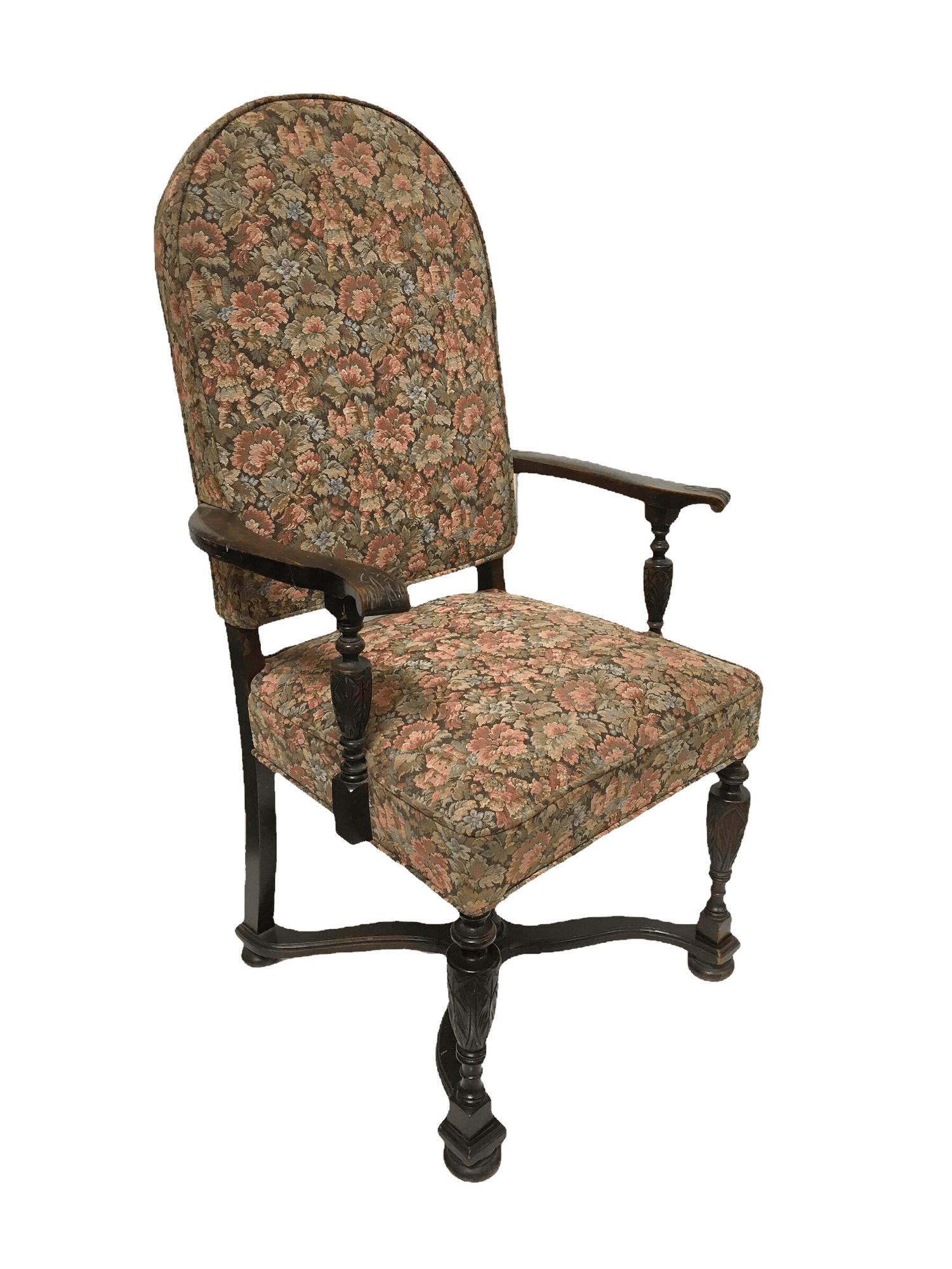 American Antique Walnut Throne Armchair with French Tapestry and Carved Wood, 19th XIX For Sale
