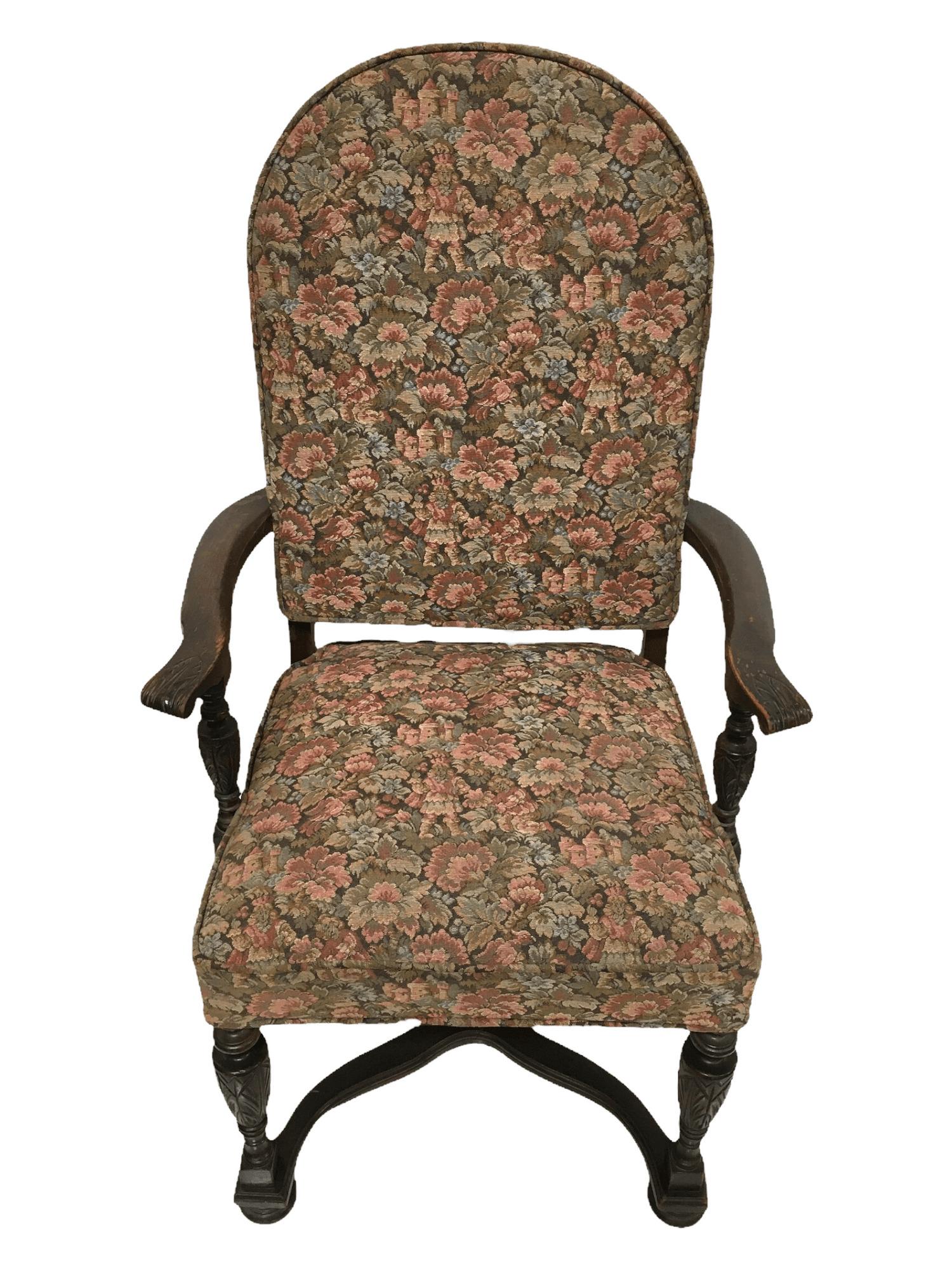 Antique Walnut Throne Armchair with French Tapestry and Carved Wood, 19th XIX In Good Condition For Sale In Van Nuys, CA