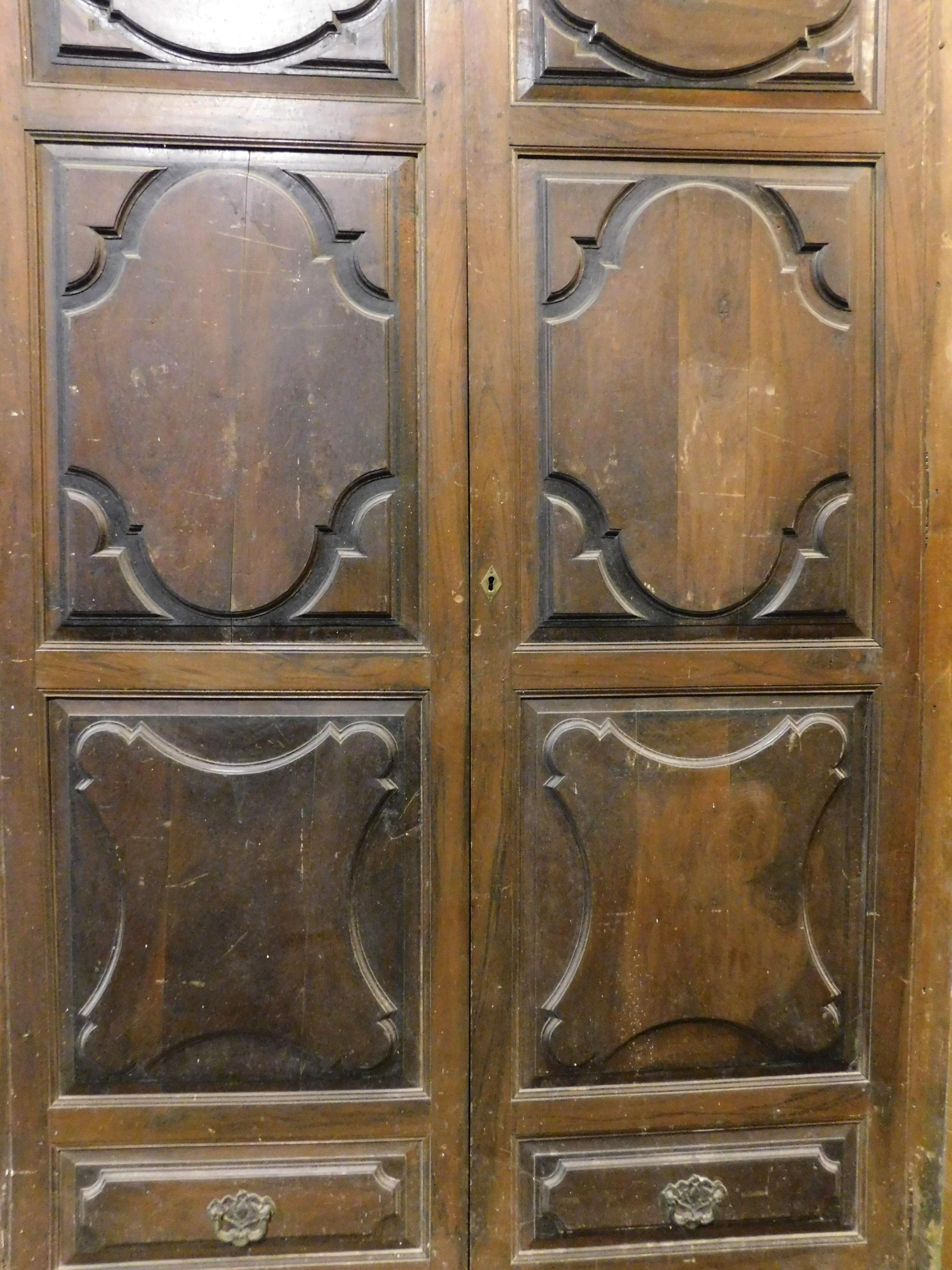 Italian Antique Walnut Wall Cabinet, Carved Cupboard, 17th Century Italy For Sale