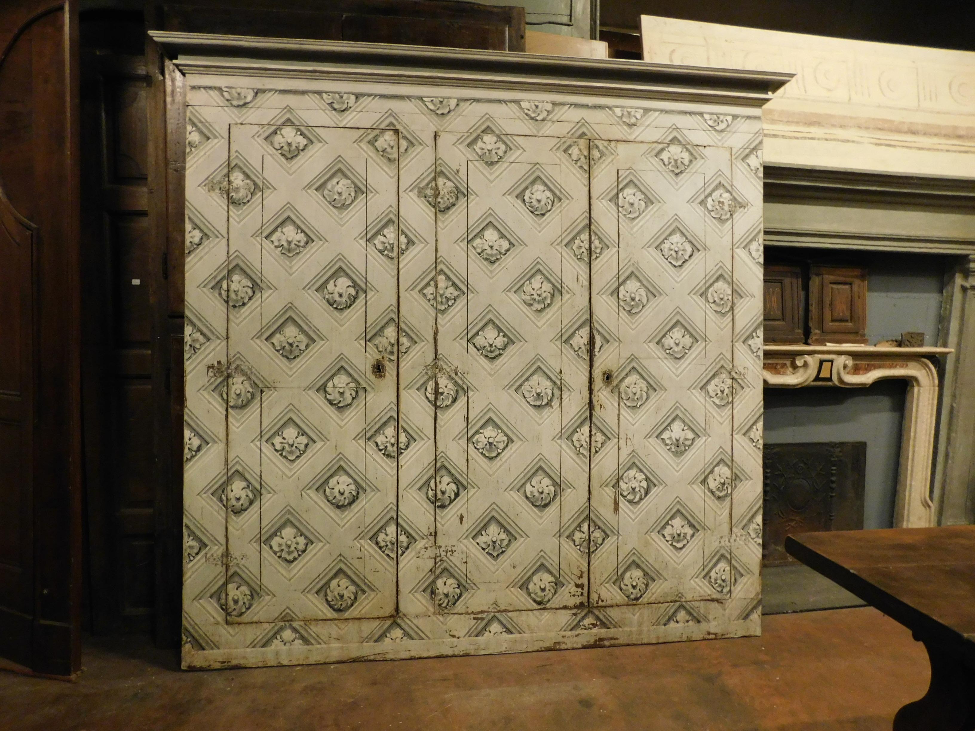 Hand-Painted Antique Walnut Wall Cabinet Painted Classic Black and White Motifs, '700 Italy