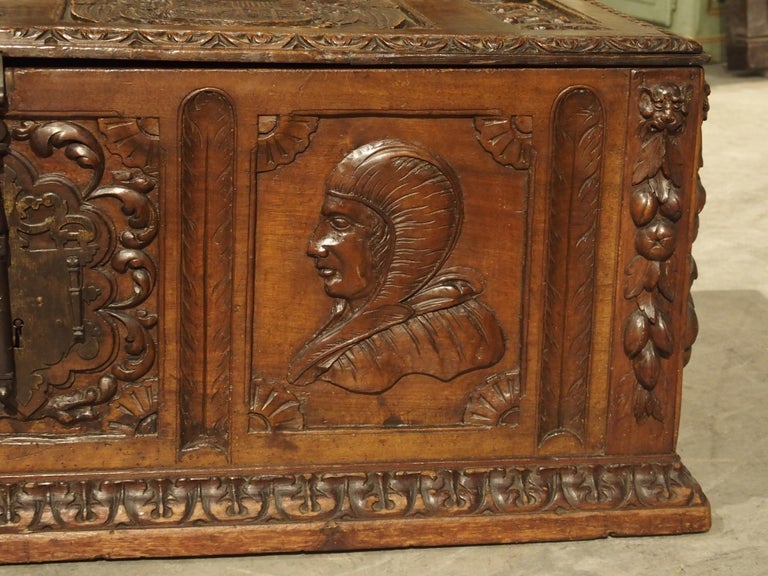 Antique Walnut Wood Renaissance Style Armorial Trunk from Spain For Sale 3