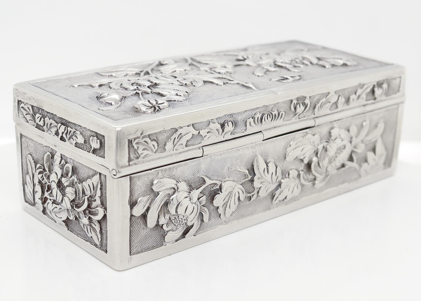 Antique Wang Hing & Co. Chinese Export Silver Repousse Box with Chrysanthemums 2