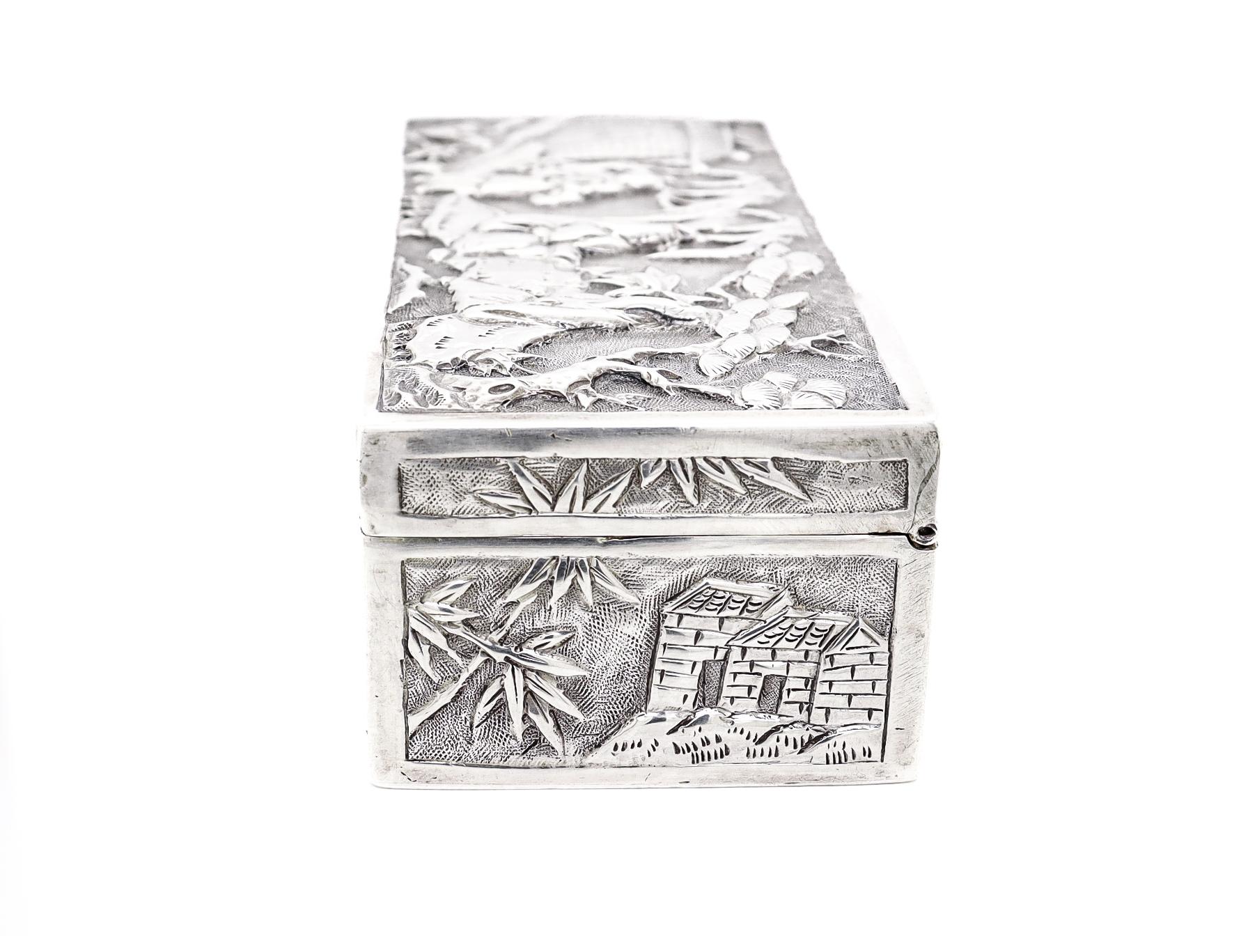 Antike Wang Hing & Co. Chinesischer Export-Silber-Repousse-Schachtel mit Dorfszenen 6
