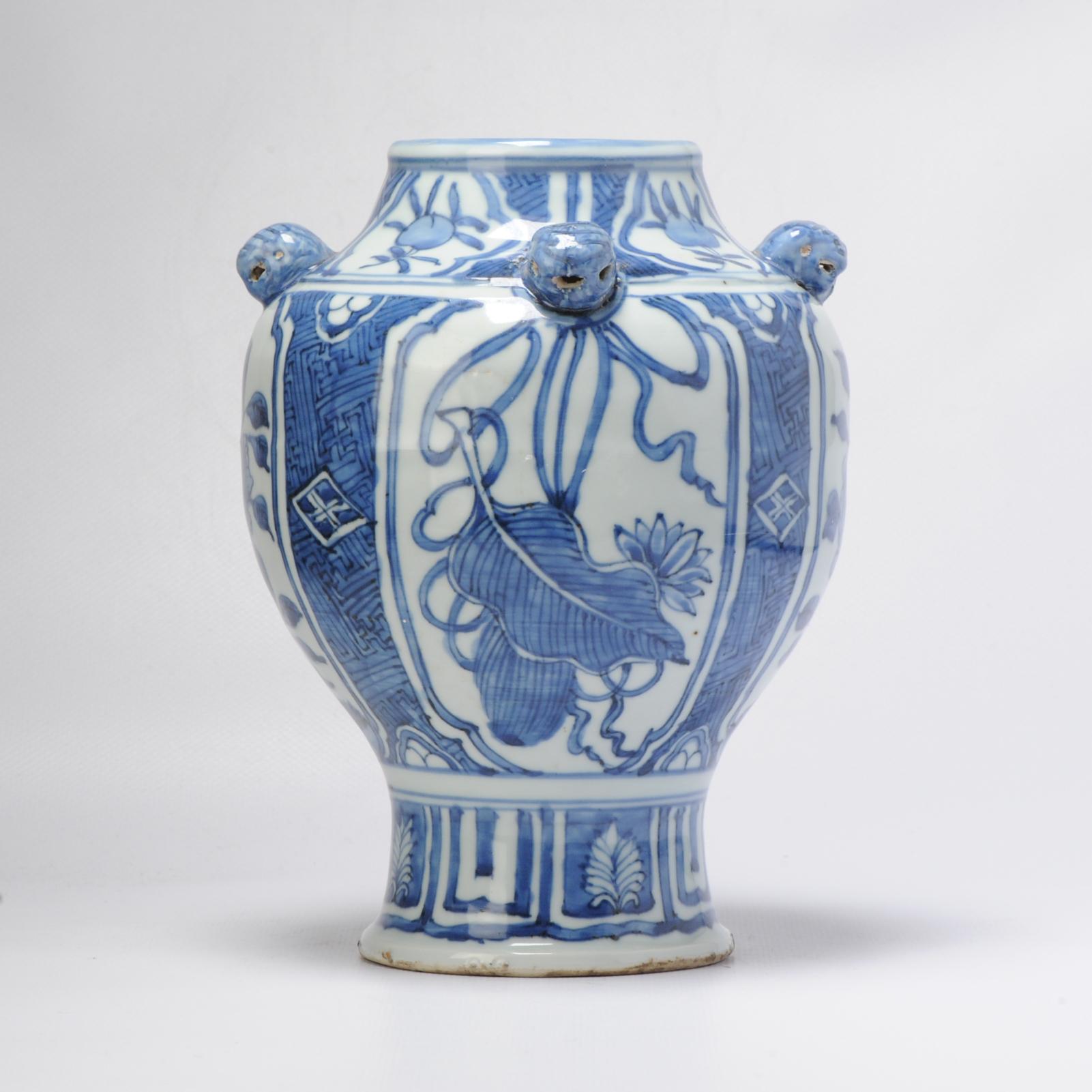 Ming dynasty Jiajing or Wanli period blue and white kraak jar. Very rare type of shape and in good condition.

Condition
Perfect condition, just some small firing flaws to the handles and some grid to the base foot. Size 215x150mm