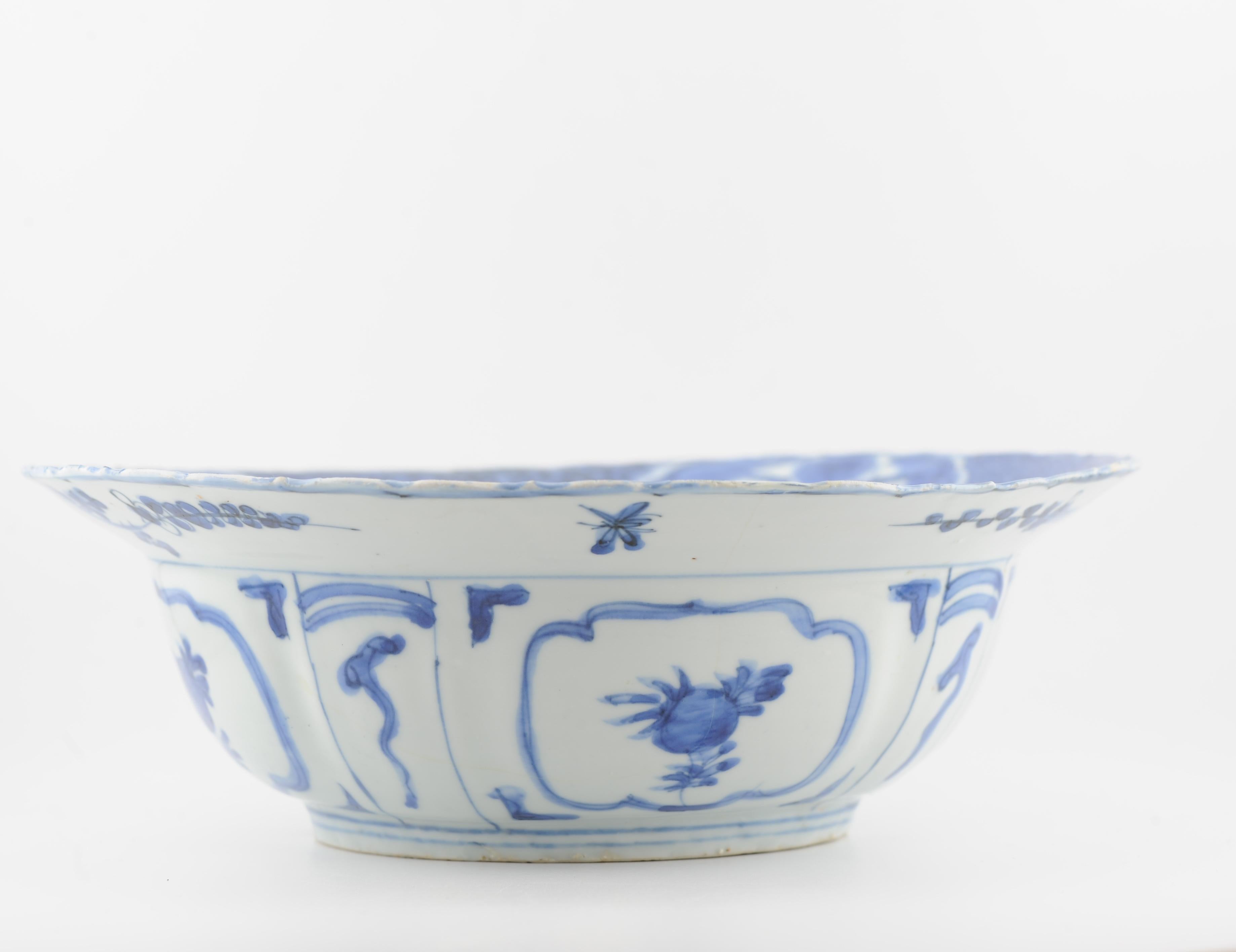 Antique Wanli Ming Chinese Porcelain Kraak Klapmuts. Top Quality For Sale 8
