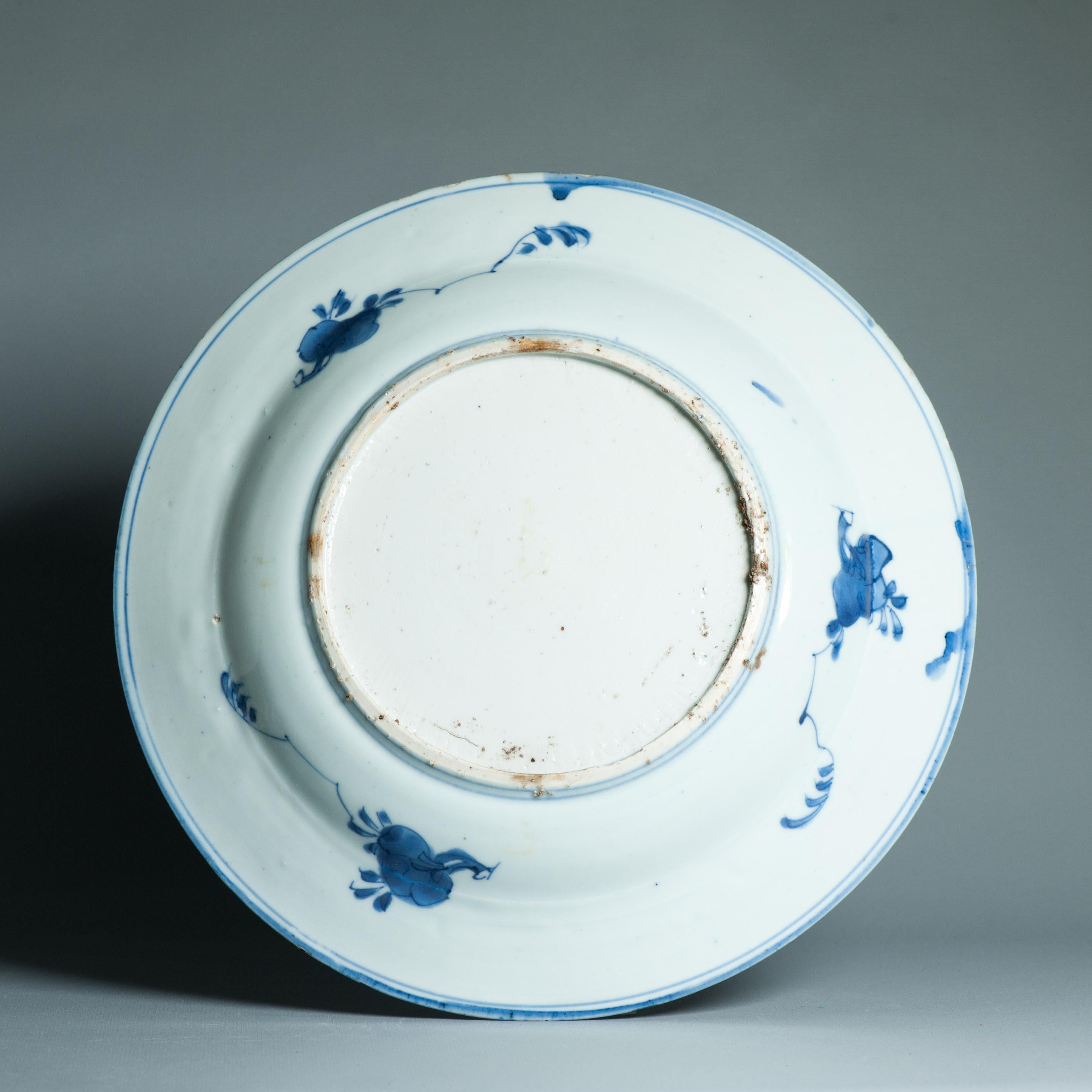 Ancienne assiette figurative chinoise Kraak en porcelaine de Wanli / Tianqi Ming en vente 1