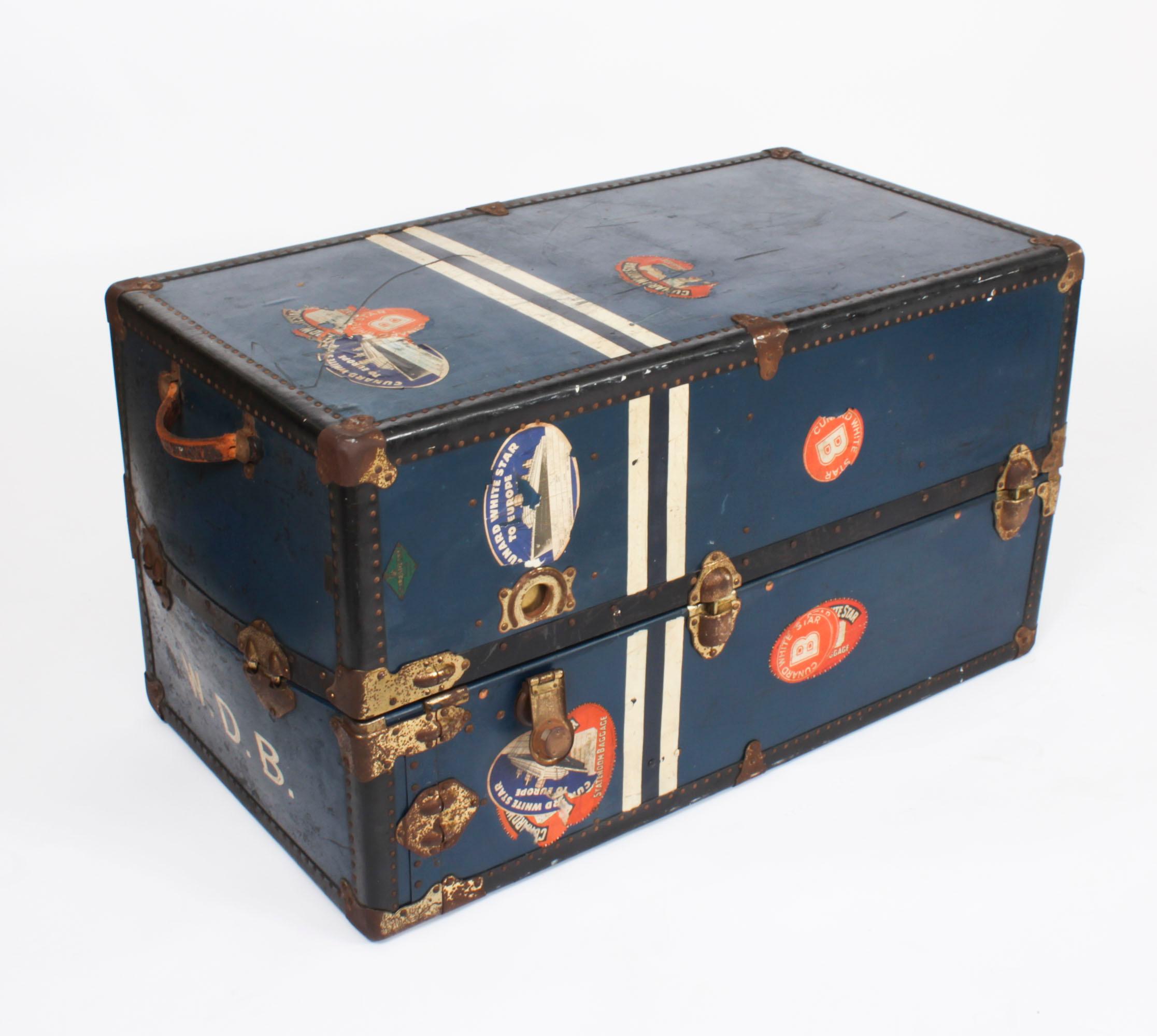 Antique Wardrobe Steamers Trunk Luggage C1930 In Good Condition For Sale In London, GB