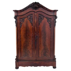 Armoire ancienne, Europe occidentale, tournant des 19e et 20e siècles.