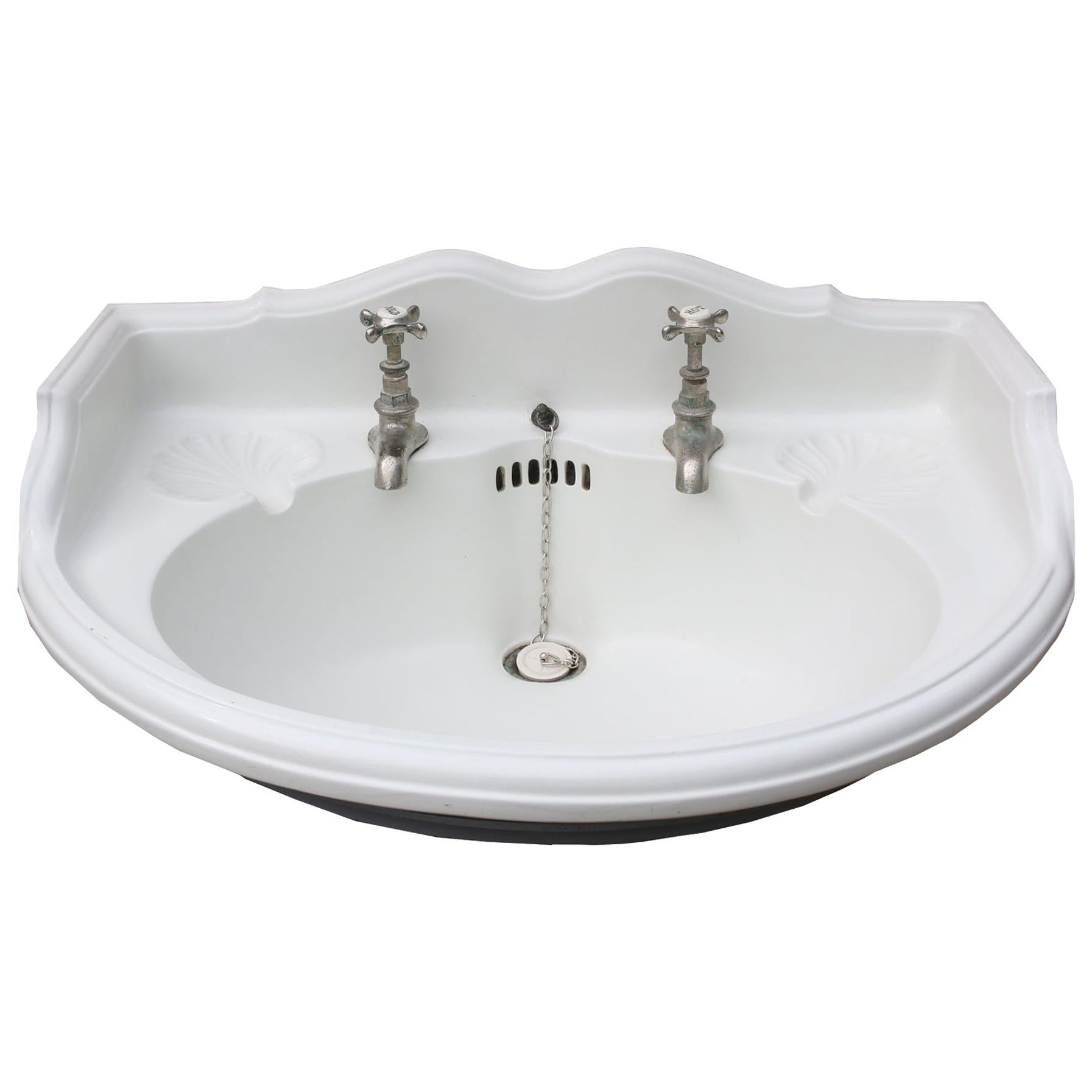 Antique Wash Basin / Sink