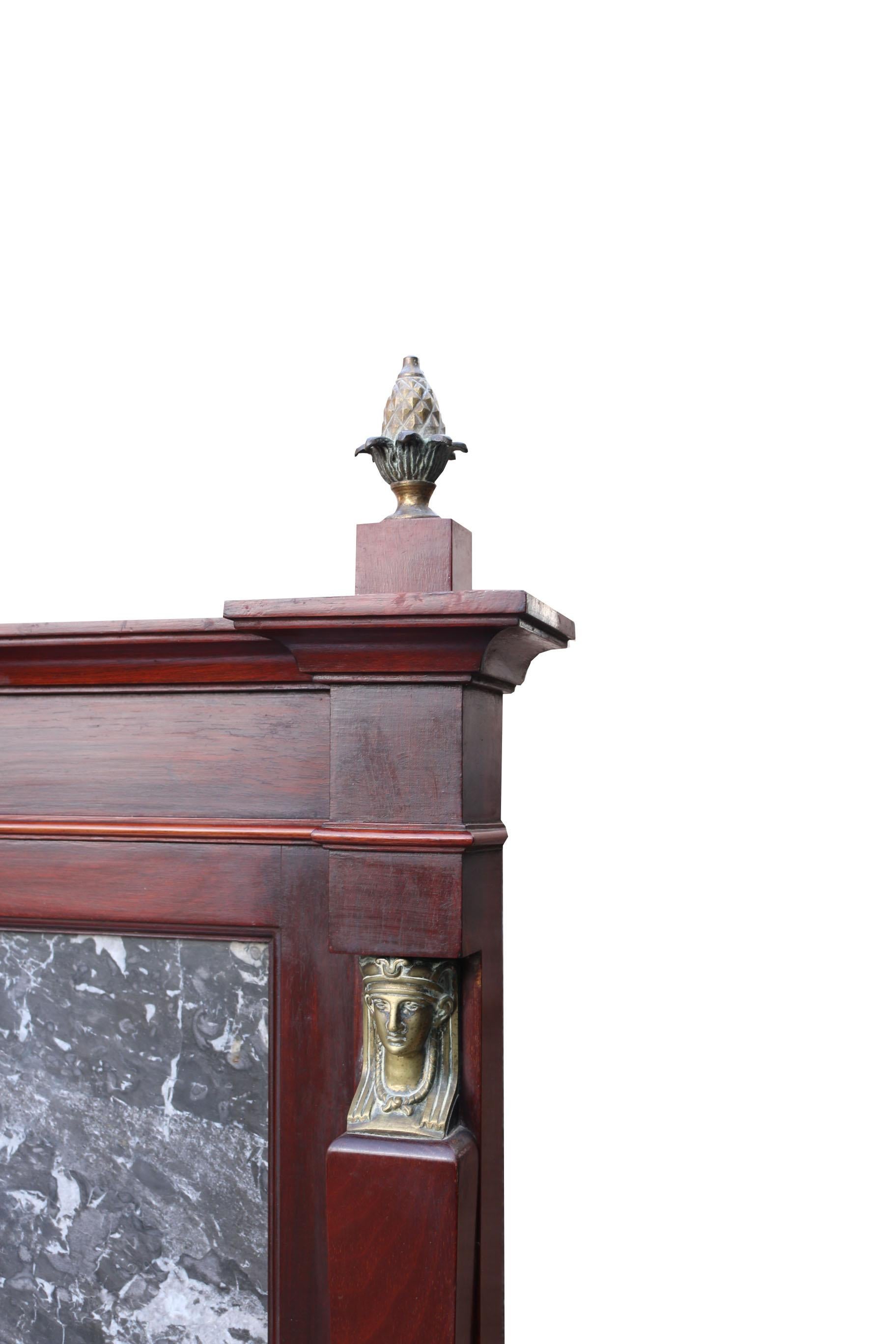 Lavabo antiguo con pila en Bueno estado para la venta en Wormelow, Herefordshire