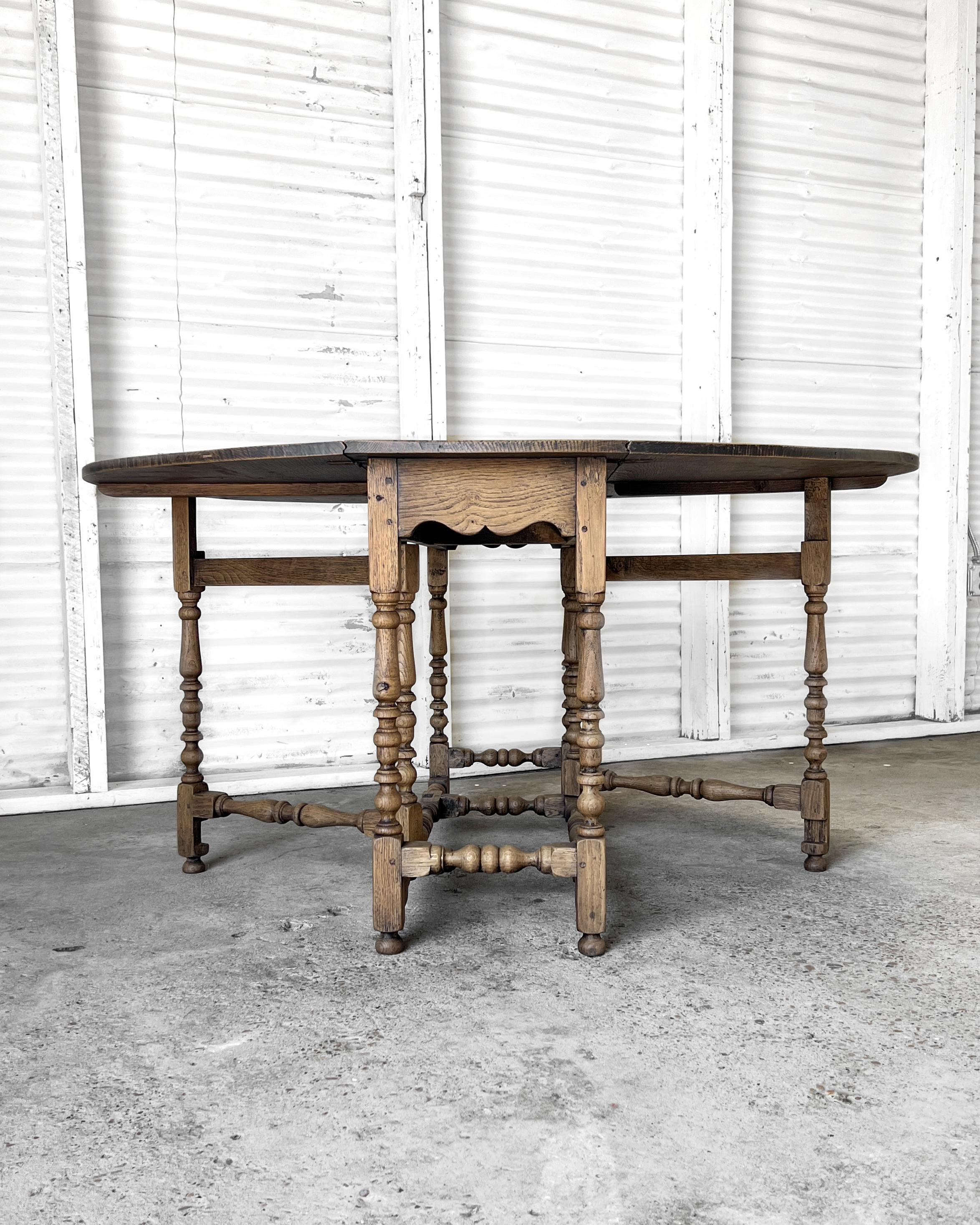 Antique Washed Oak Gate Leg Dining Table In Good Condition In Mckinney, TX