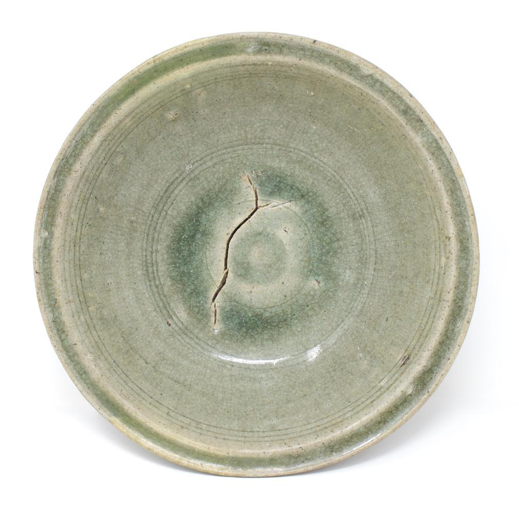 18th Century and Earlier Antique “Waster” Celadon Bowl, Sawankhalok kilns, Thailand, 14th/15th century. For Sale