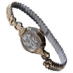 Bracelet talisman d'une montre ancienne