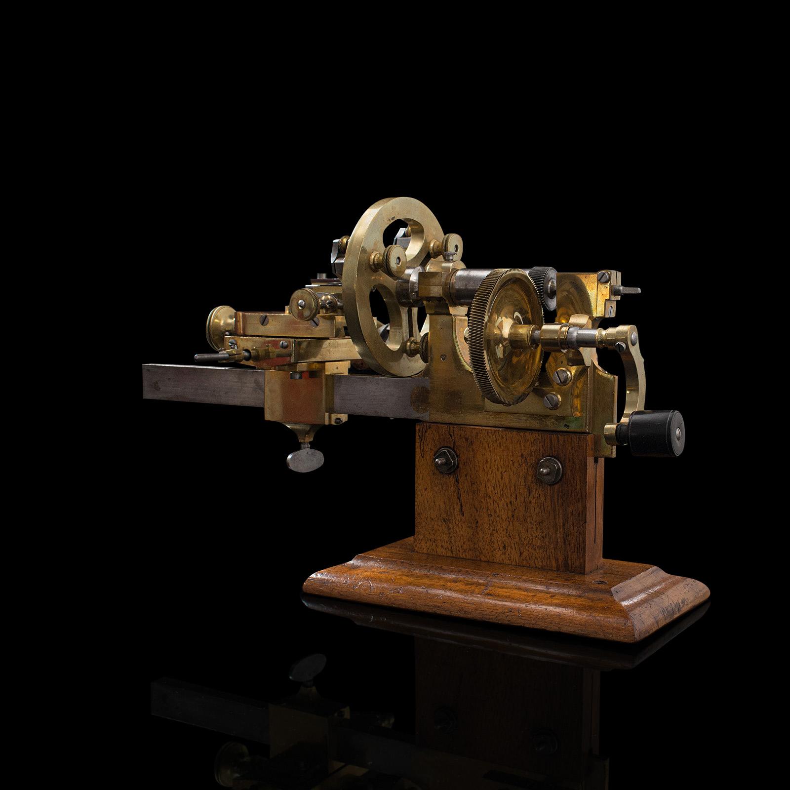 Antike Uhrenlenkette, Schweizer, Messing, Kupfer, Präzisionsinstrument, um 1900 (Schweizerisch) im Angebot