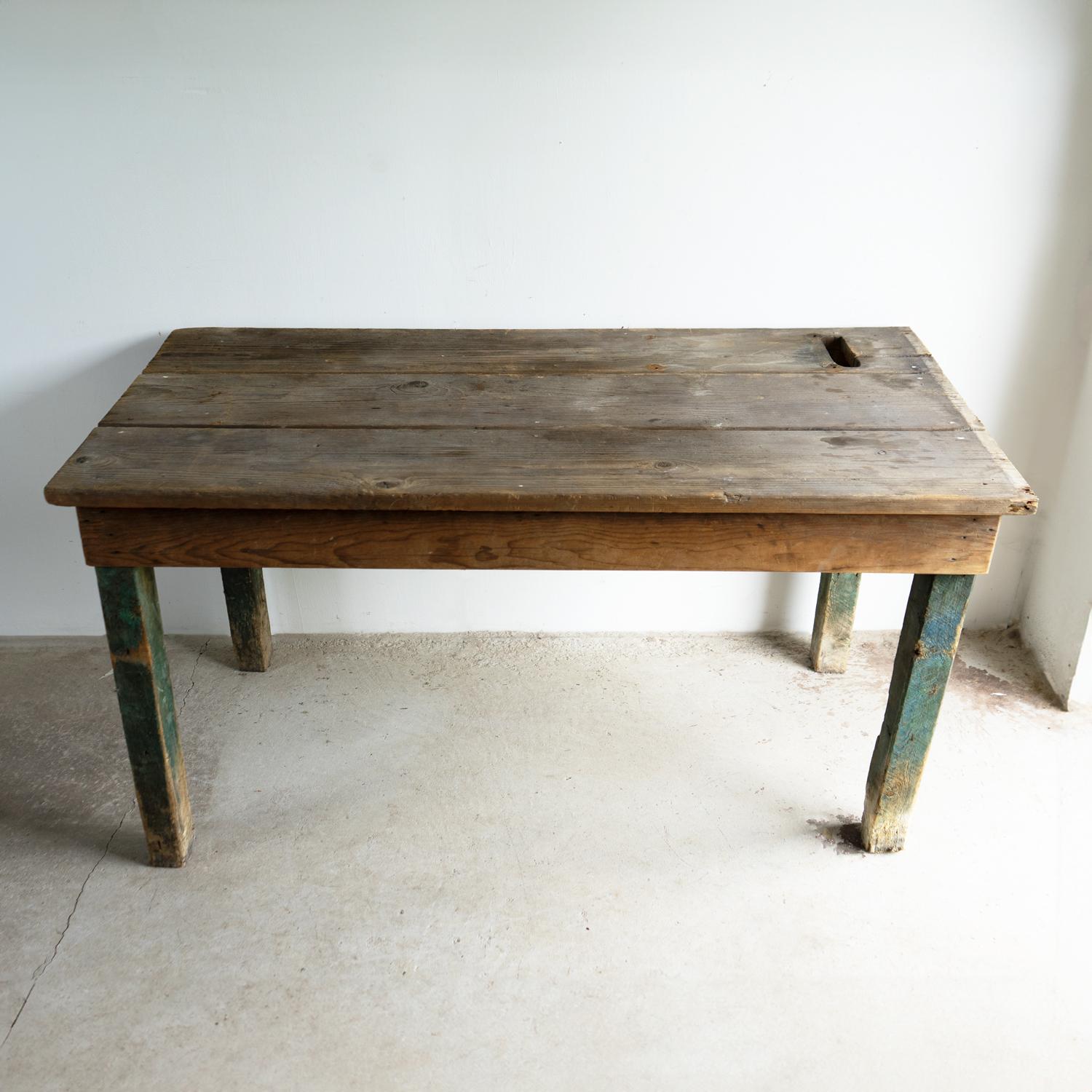 Antique Weathered Pine Mill Table/Dining Table, Northern British, 19Th Century For Sale 4