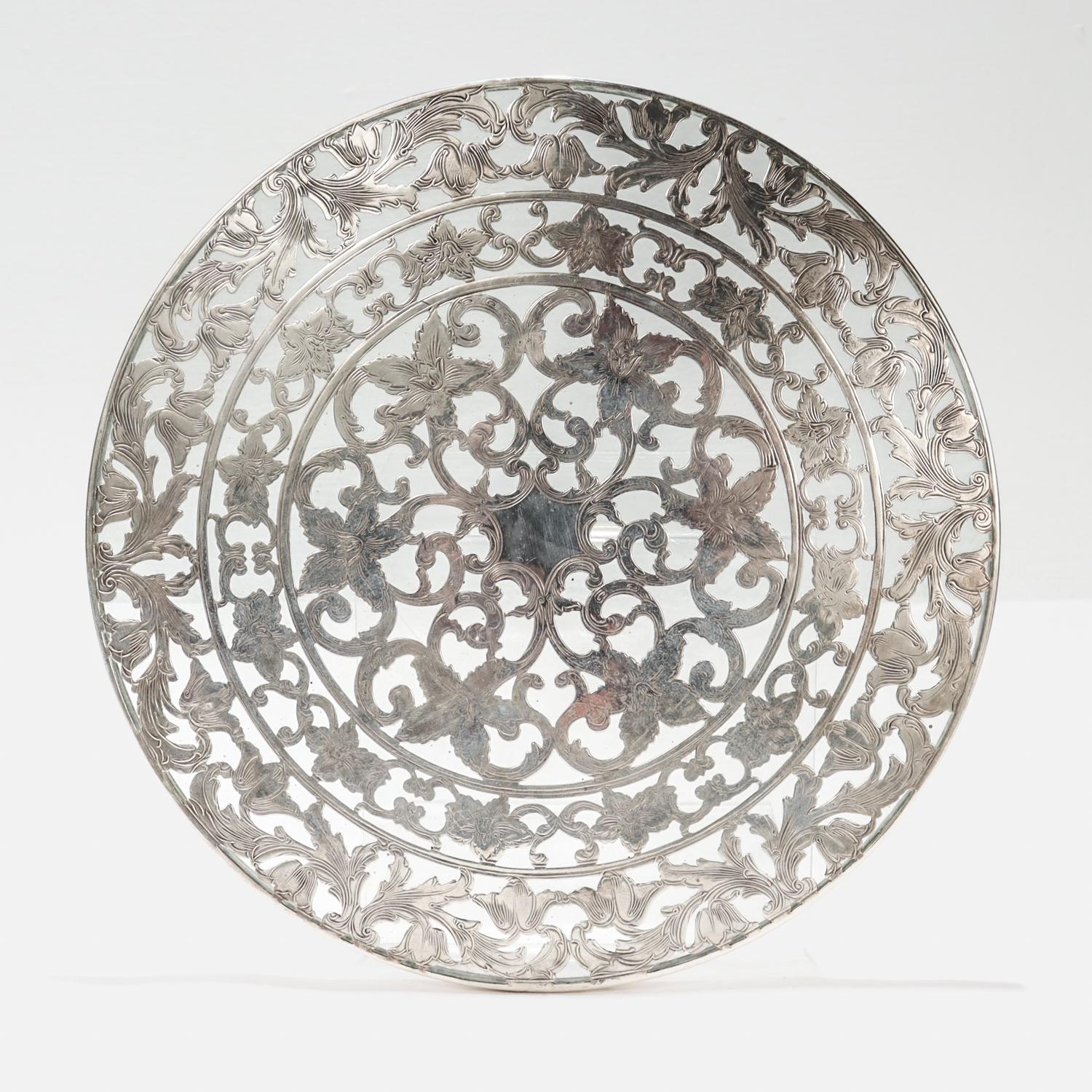 Großer antiker edwardianischer Weinuntersetzer oder Verzierung aus Silber mit Silberüberzug und Glas, Webster (Edwardian) im Angebot