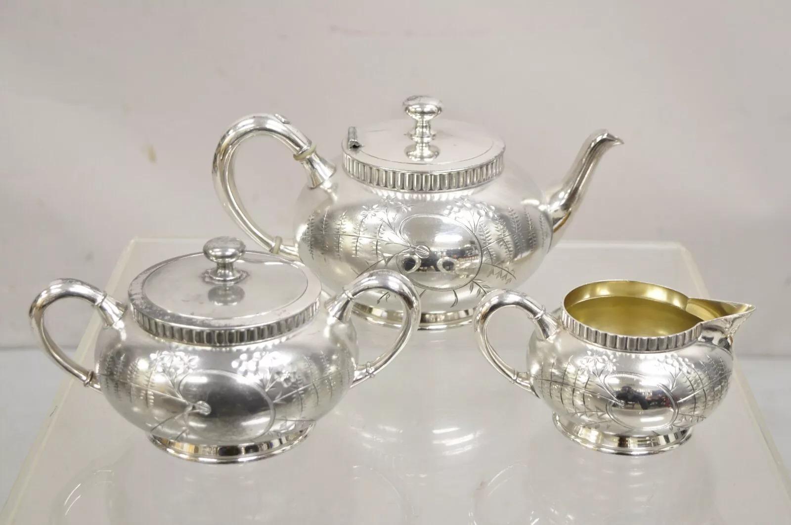 Antikes viktorianisches versilbertes, geätztes, geätztes Tee-Set von Webster & Son - 3er-Set im Angebot 5