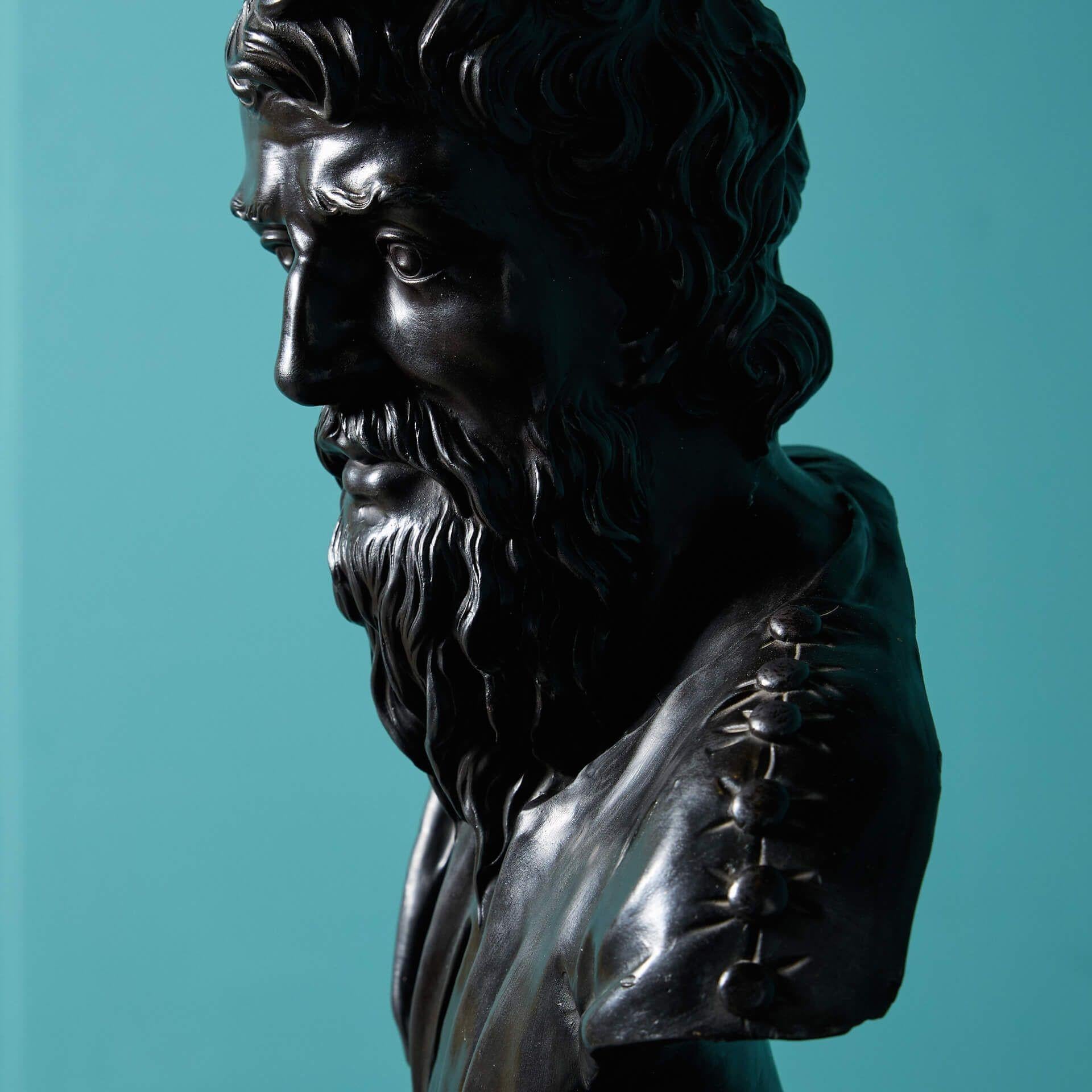 Antique Wedgwood Basalt Bust of Plato In Fair Condition For Sale In Wormelow, Herefordshire
