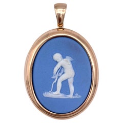 Antique Wedgwood Cameo 9 Kt Red Gold Pendant Amor Carving His Bow Love Token