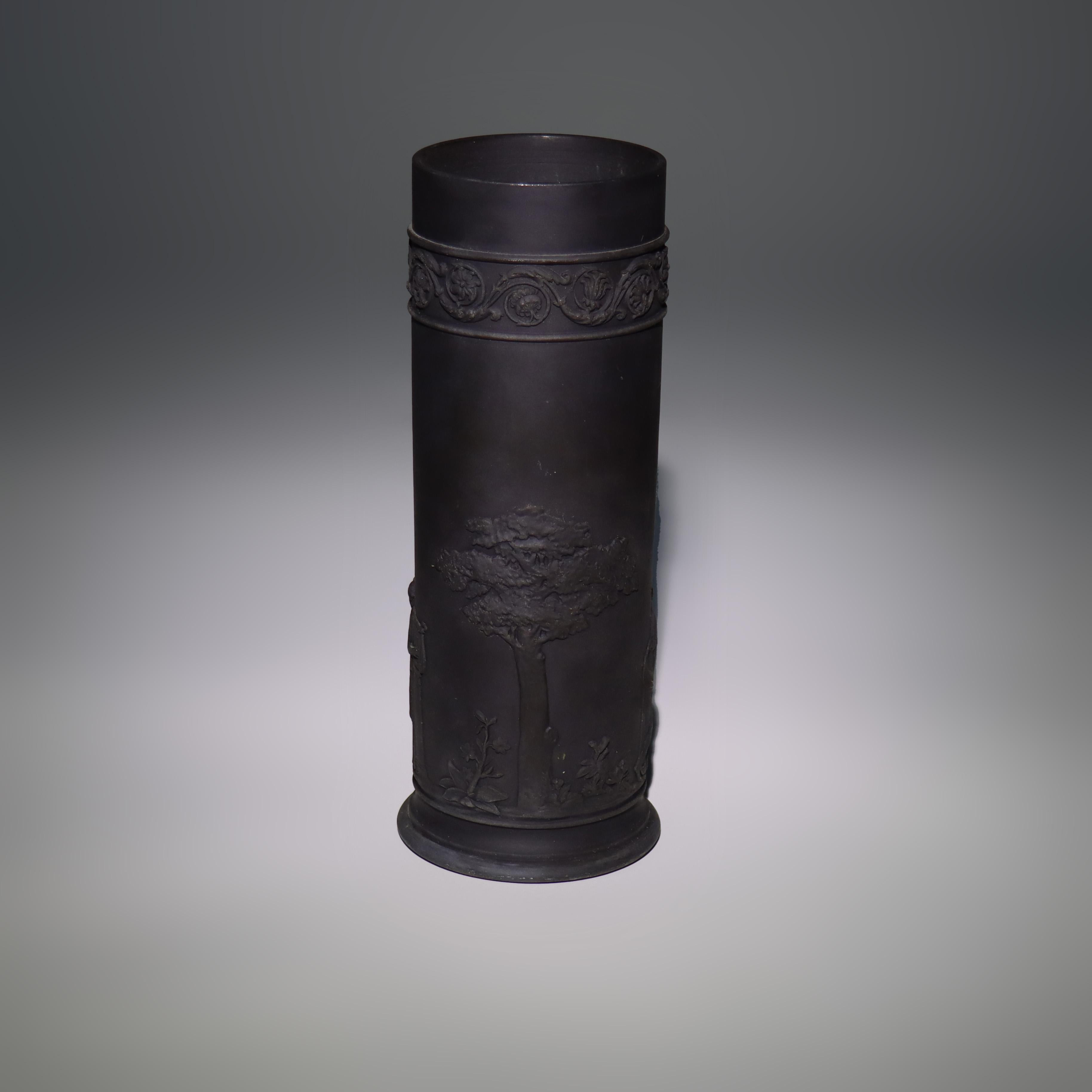 Antiquité Wedgwood Vase classique en poterie de basalte noir non signé C1860 Bon état - En vente à Big Flats, NY