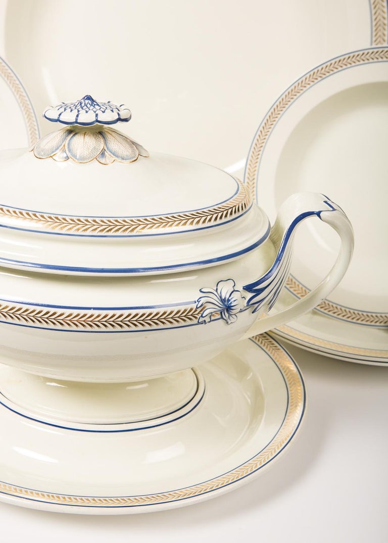 Wedgwood Antique Creamware Dinner Service with Gilded Chevrons along