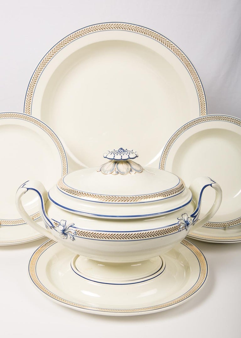 Wedgwood Antique Creamware Dinner Service with Gilded Chevrons along