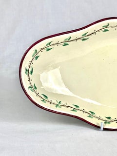Antique Wedgwood Creamware Dish peint à la main, Angleterre Circa 1780