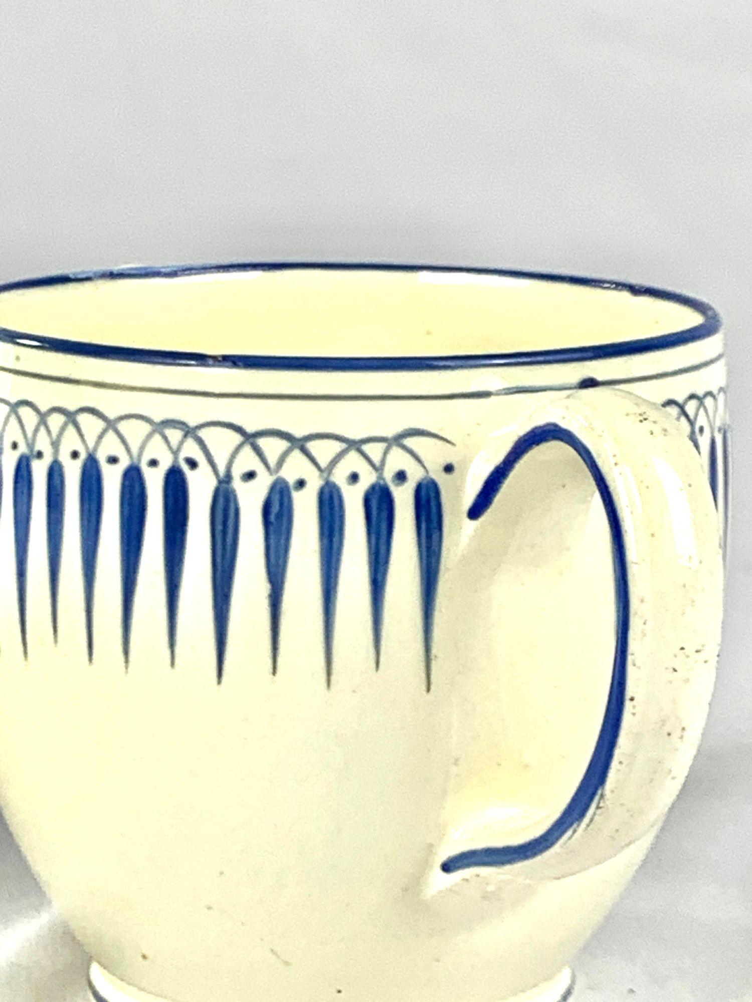 Antique Wedgwood Creamware Plate & Cup with Radiating Pattern England Circa 1790 In Excellent Condition For Sale In Katonah, NY