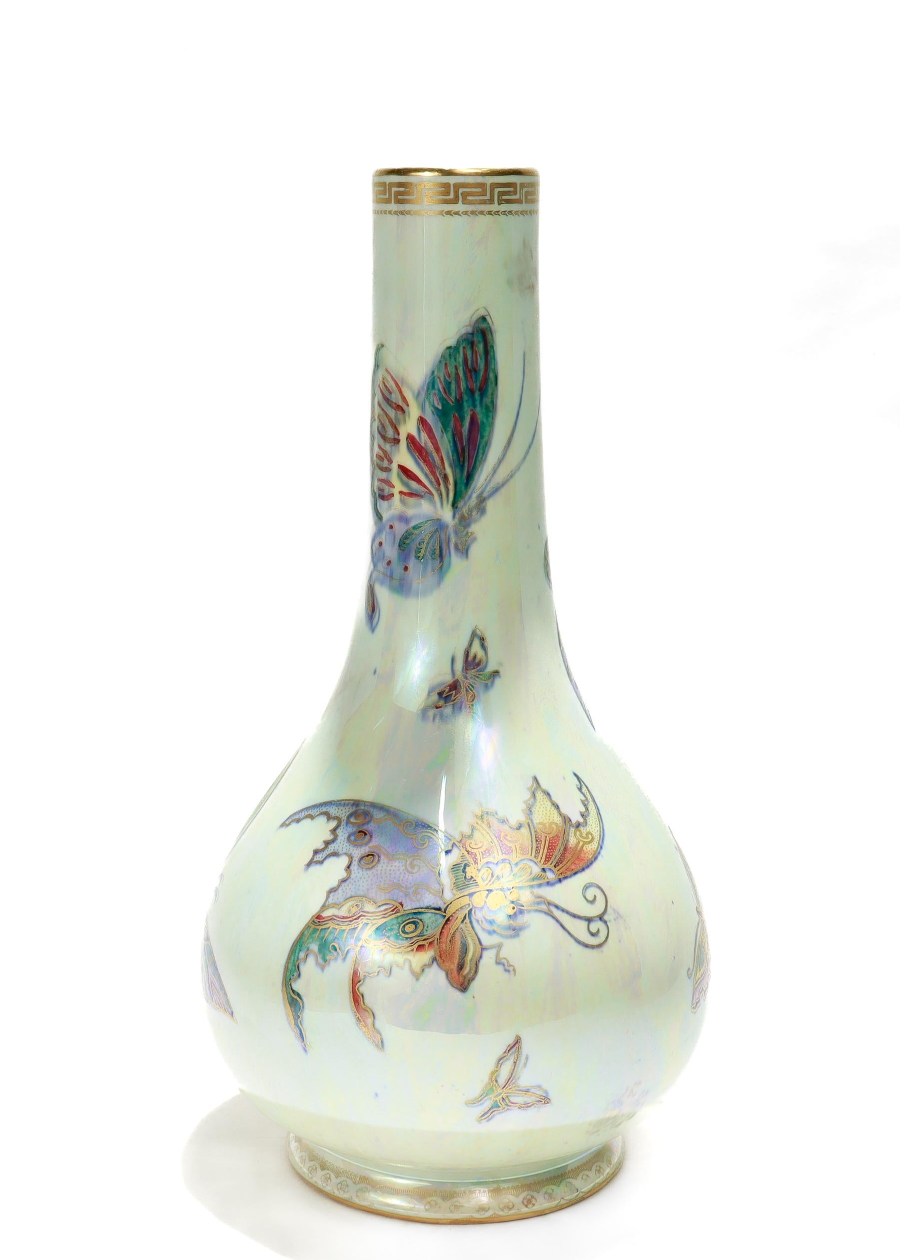 Antico vaso Wedgwood Daisy Makeig-Jones Fairyland Lustre 'Butterfly' No. Z4832 in vendita 5