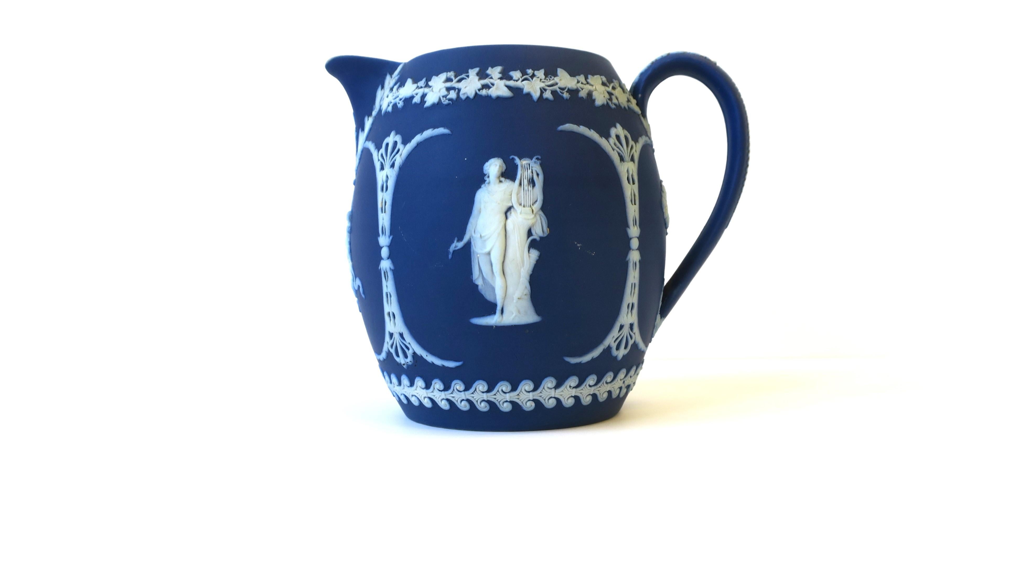 Wedgwood Jasperware Blue and White Pitcher or Vase Neoclassical, England 19th C For Sale 7