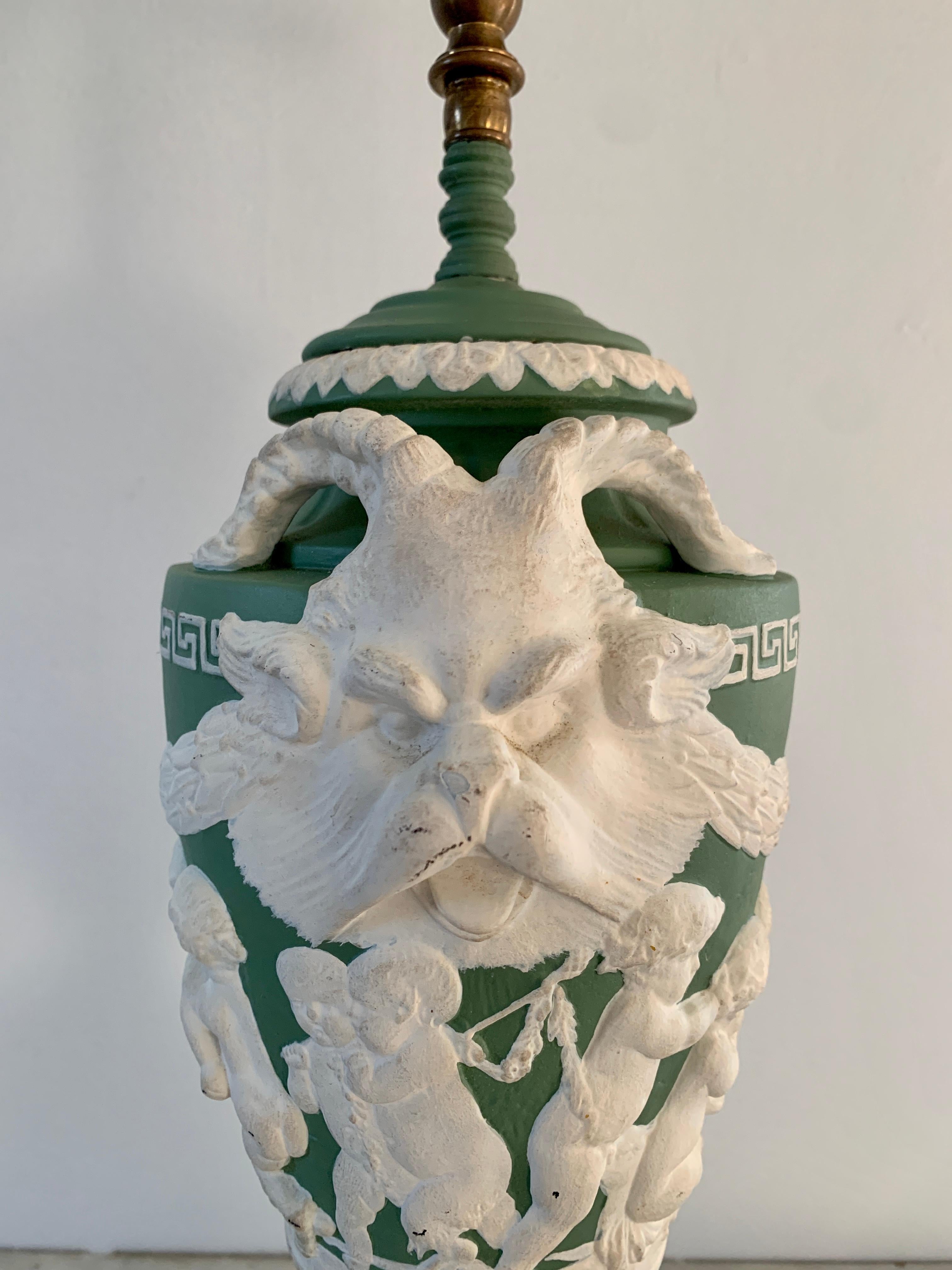 Early 20th Century Antique Wedgwood Neoclassical Ram's Head Table Lamp For Sale