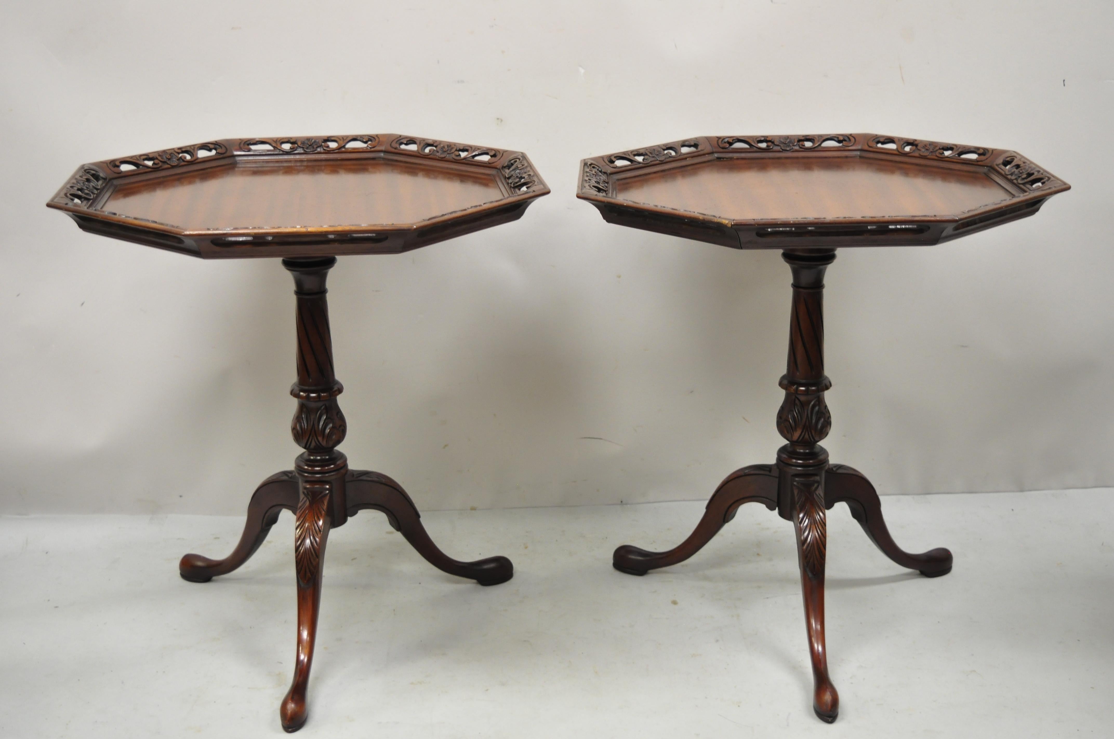 Antique Weiman Heirloom Mahogany Regency Pie Crust Side Lamp Tables, a Pair 6