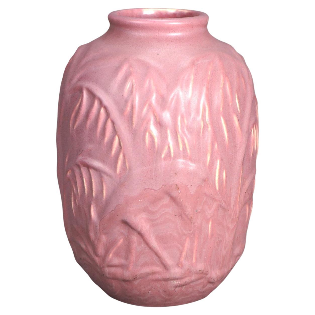 Antique vase Art Déco Camark en poterie mate avec cerf, C1930