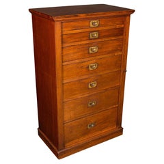 Commodes and Chests of Drawers