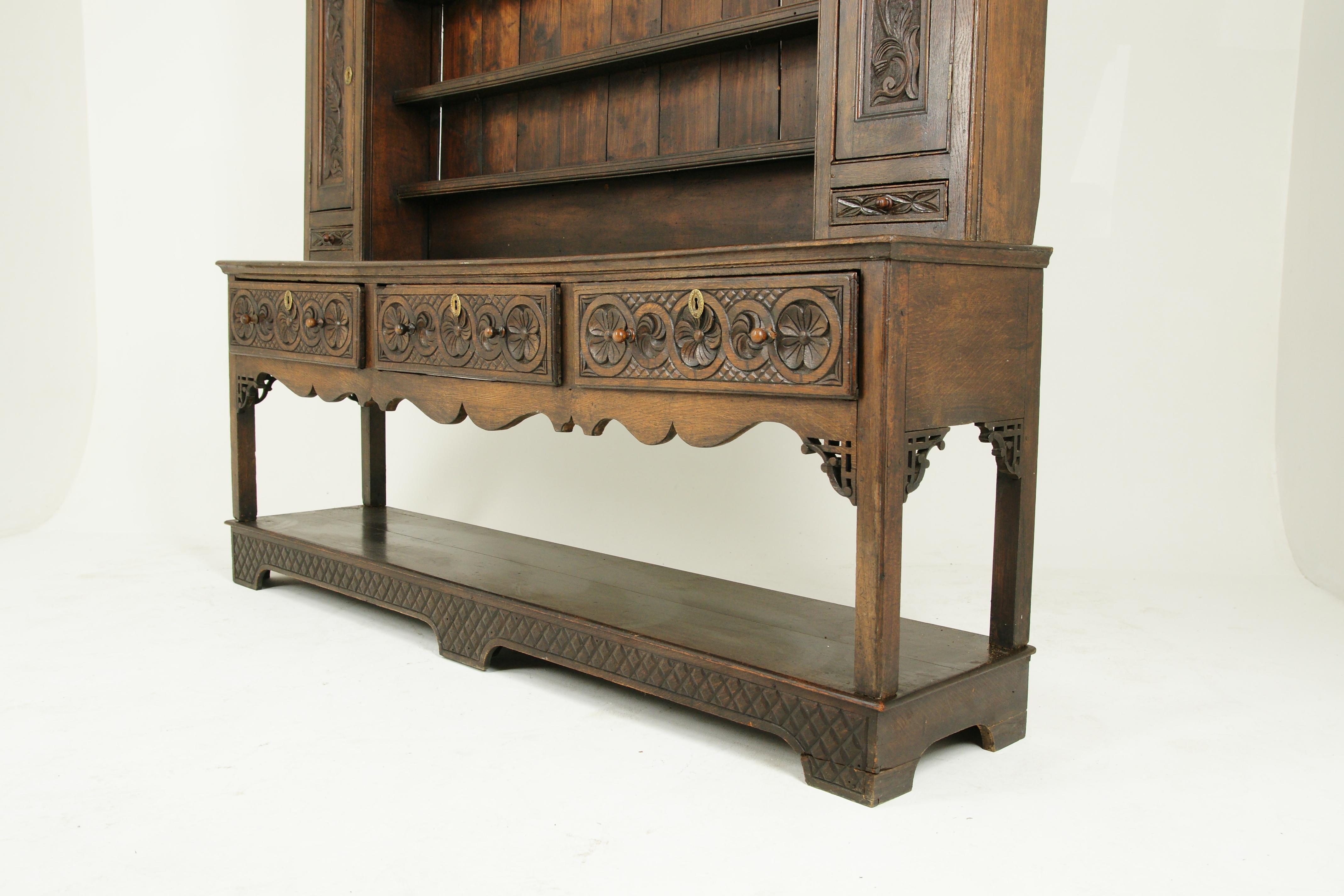 Antique Welsh Dresser, Carved Oak, 18th Century Sideboard, Scotland, 1790 3