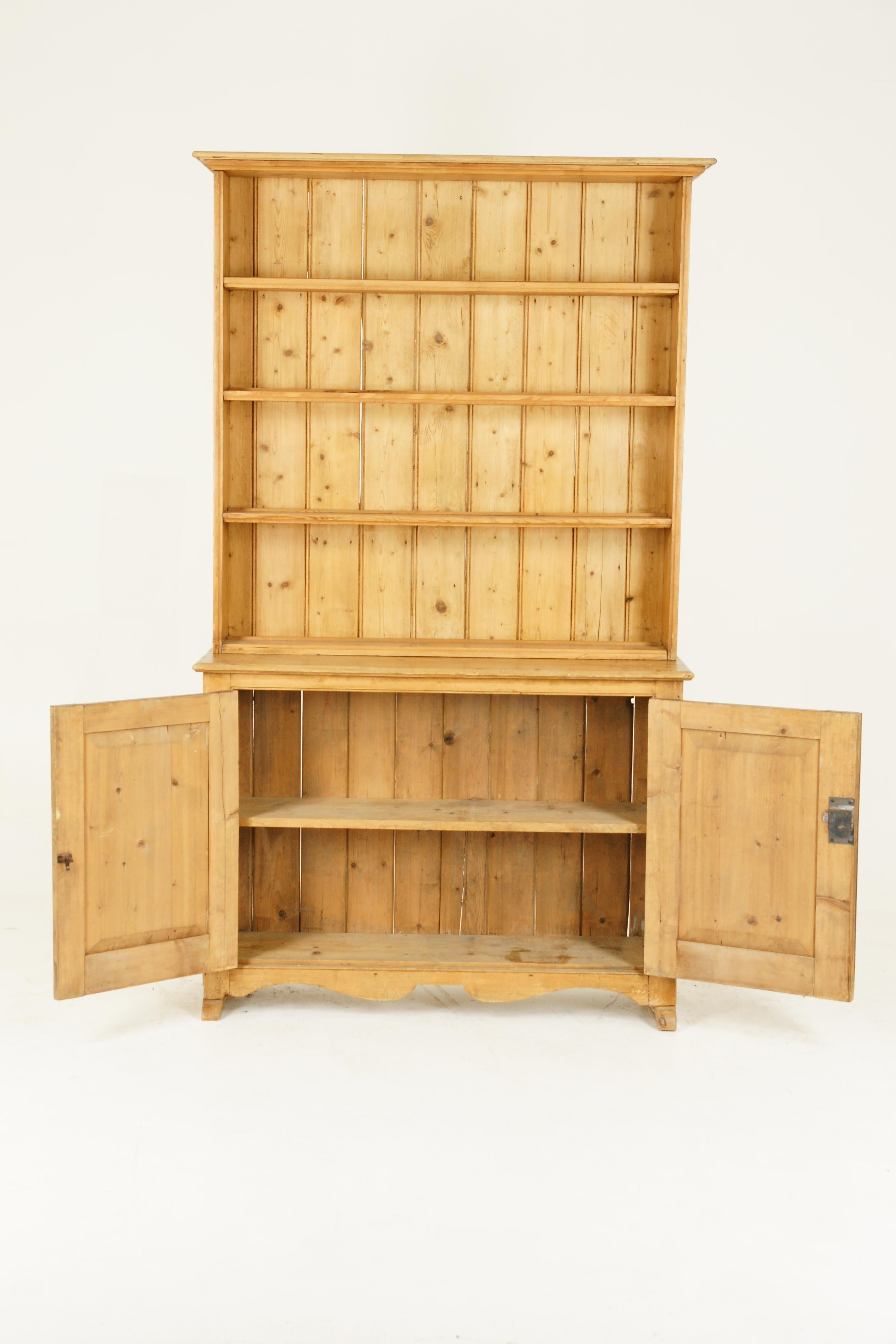 Antique sideboard, pine welsh dresser, farmhouse sideboard, country kitchen, antique furniture, Scotland 1900, B1521

Scotland 1900
Solid pine
Original finish
Cornice above
Four fixed shelves with plate rails
Bottom with a pair of paneled