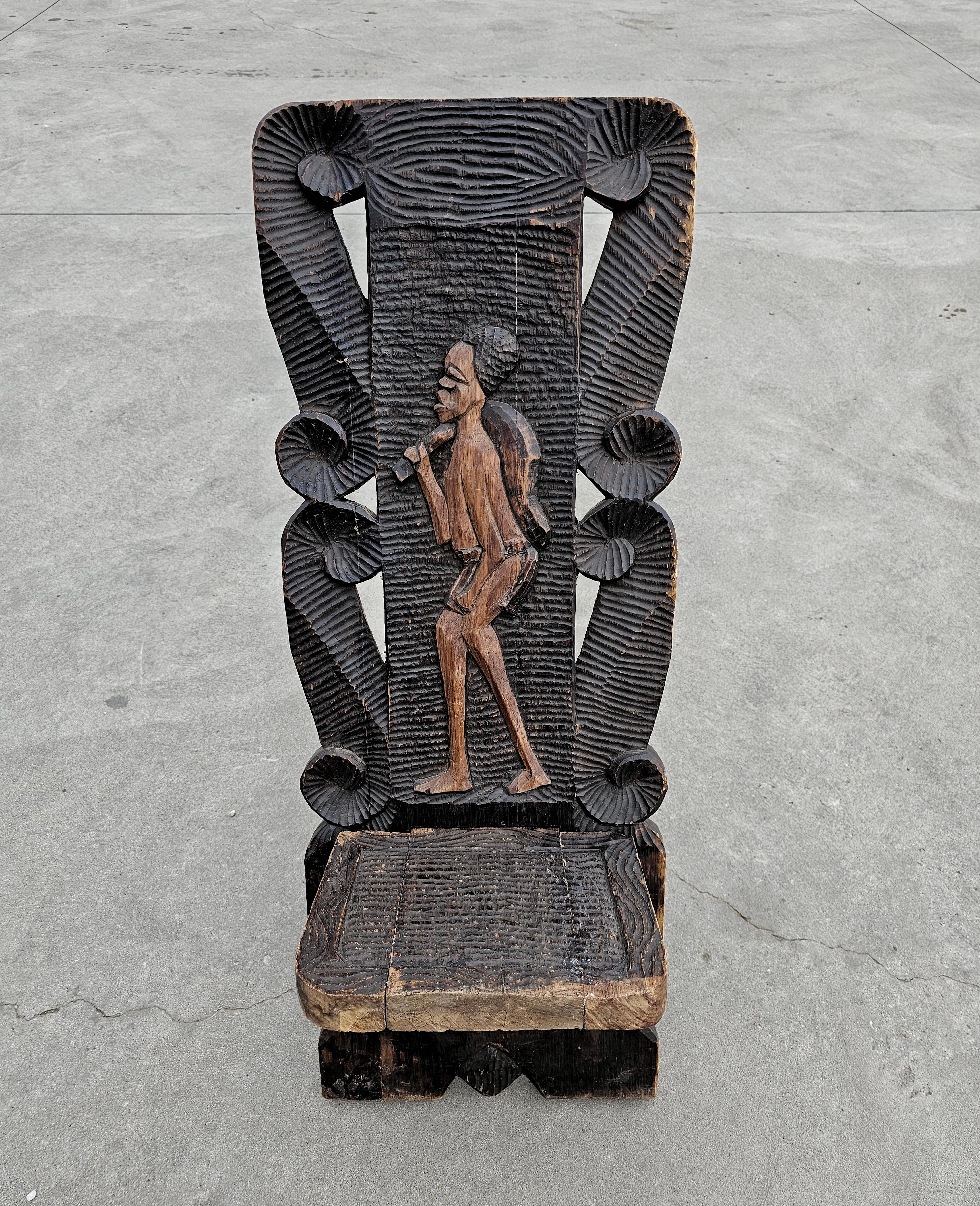 Anciennes chaises Stargazer d'Afrique occidentale en bois sculpté à la main, années 1890 en vente 3
