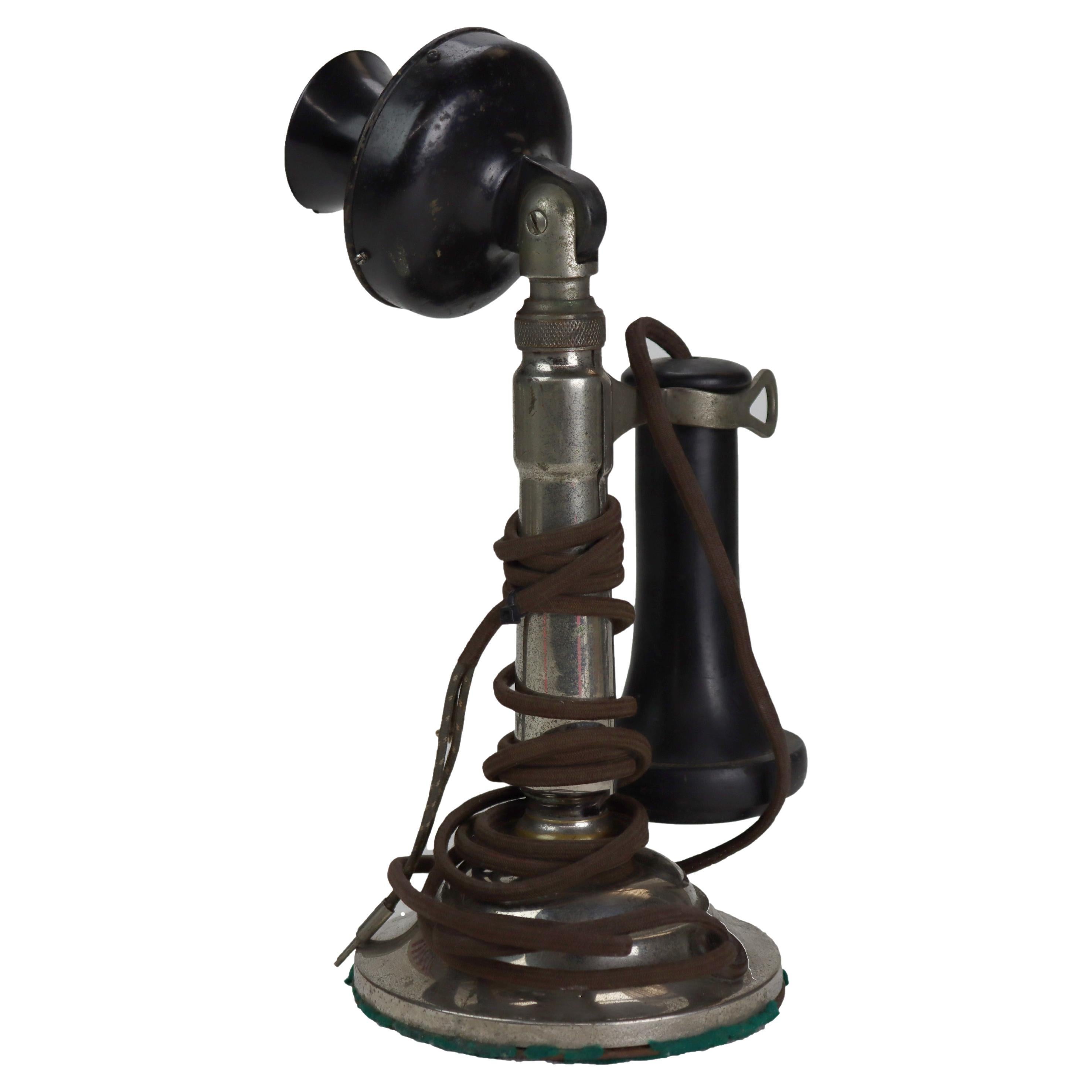 Téléphone ancien à arbre conique pour chandelier Western Electric C1920