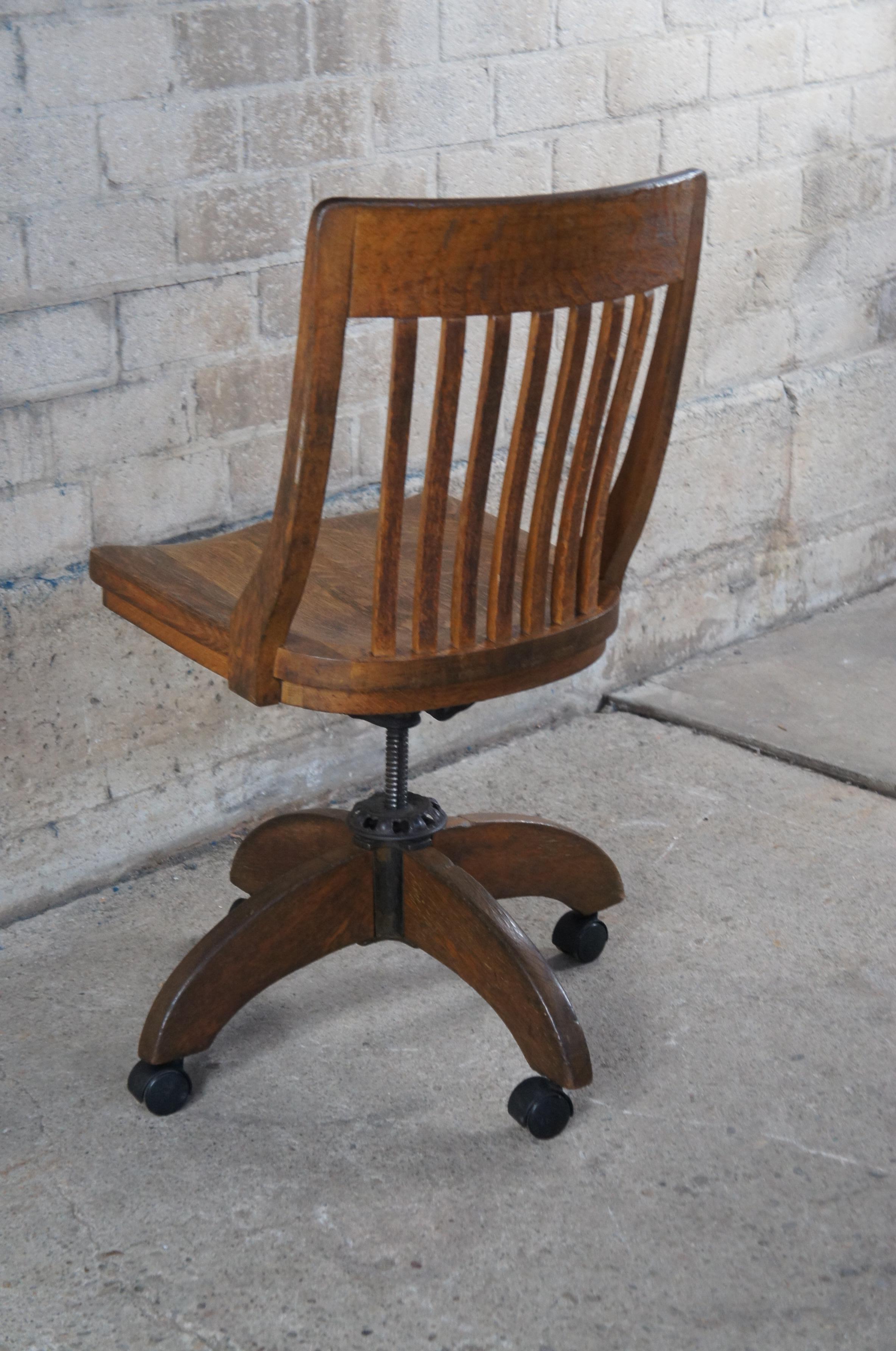 American Antique WH Gunlocke Quartersawn Oak Adjustable Swivel Library Office Desk Chair 