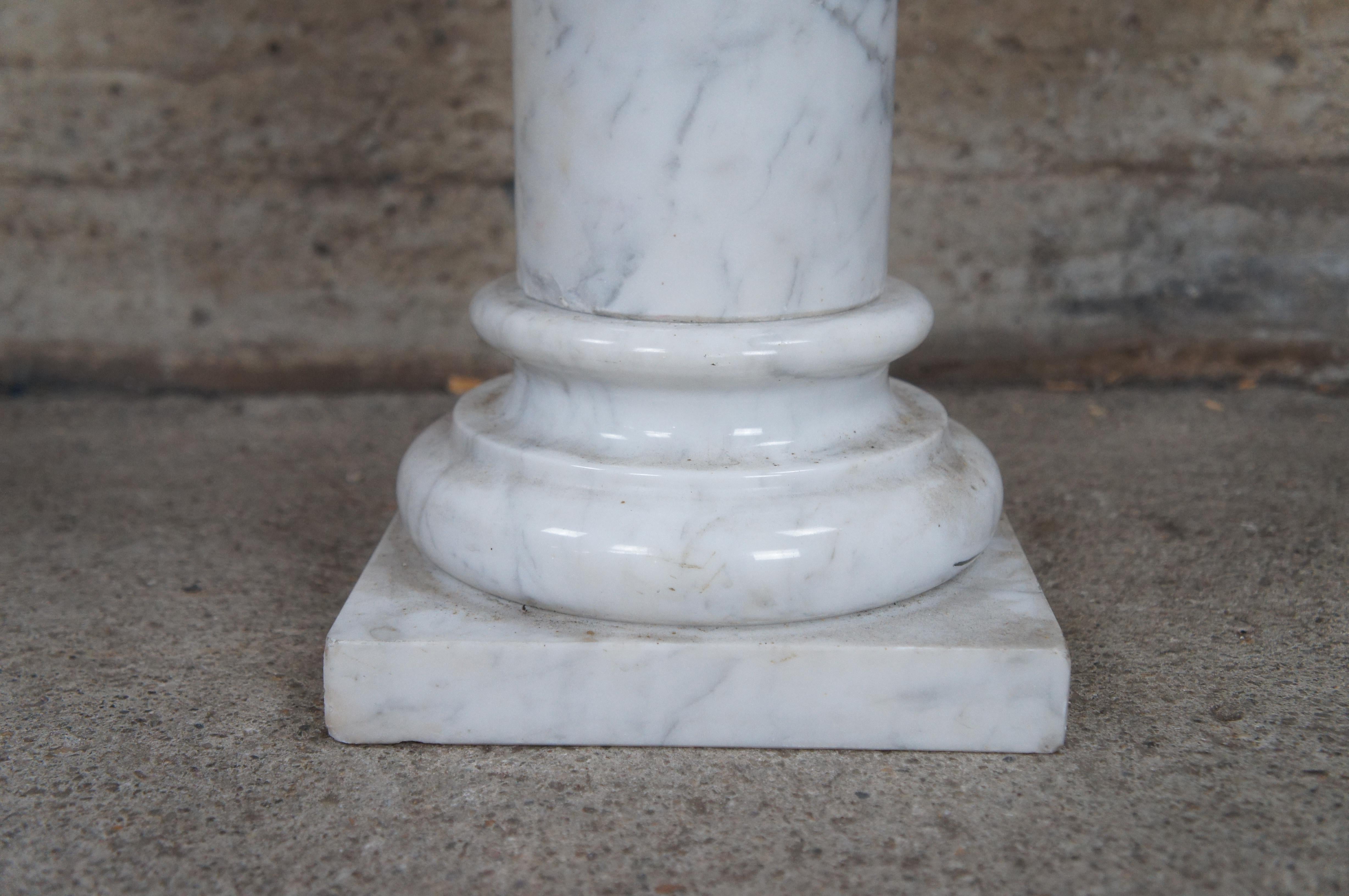 Ancienne sculpture de colonne en marbre blanc Cararra Bust Pedestal Stand 40