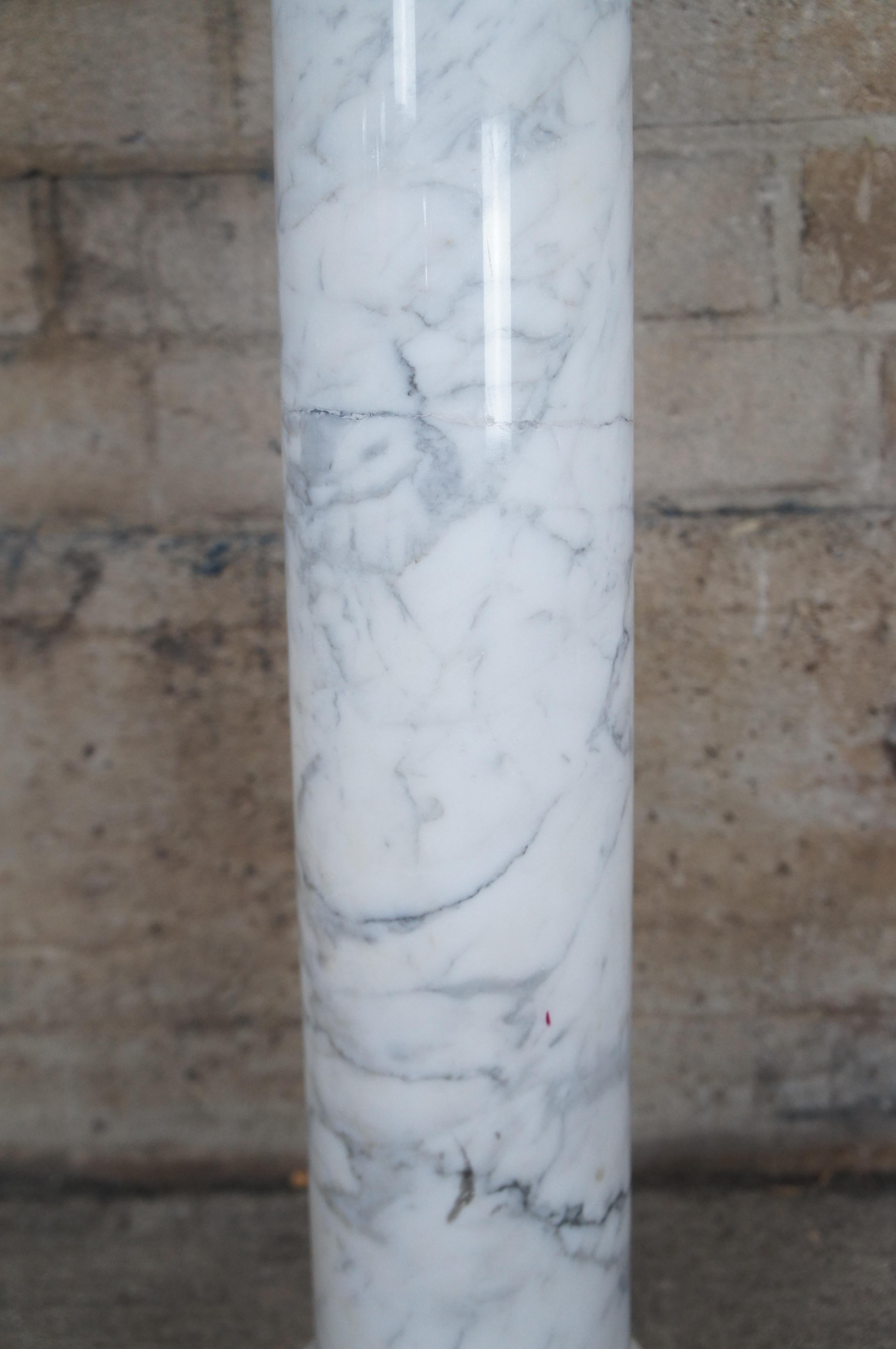 Ancienne sculpture de colonne en marbre blanc Cararra Bust Pedestal Stand 40