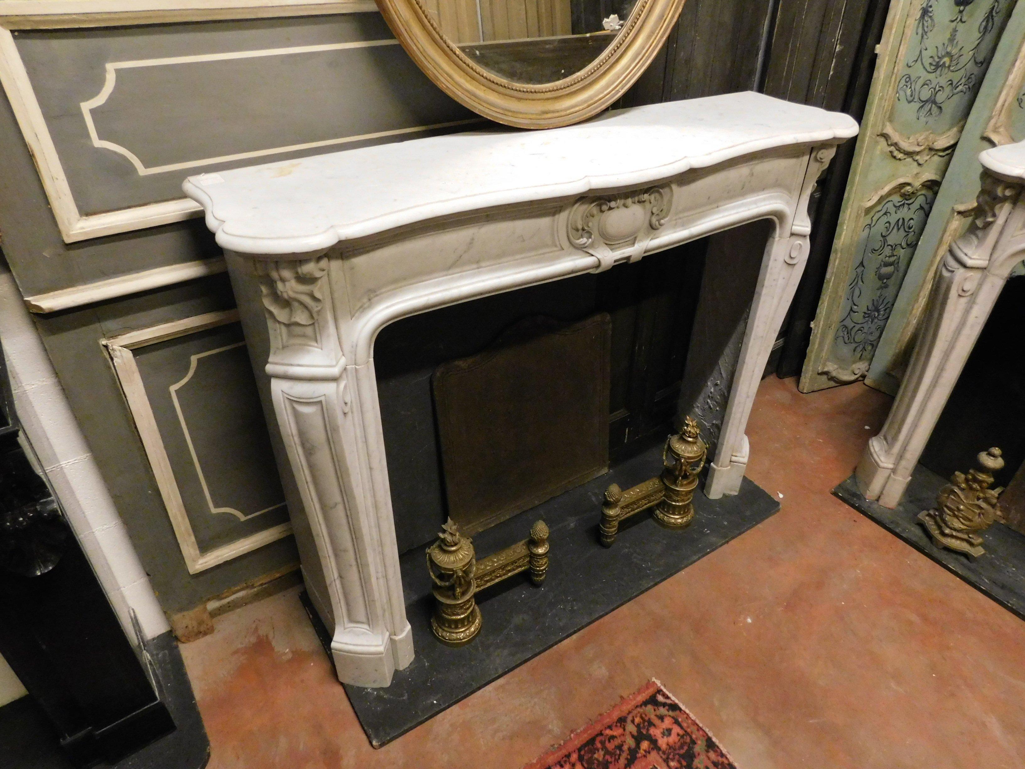 Antique White Carrara Marble Fireplace Mantel, 19th Century, Italy 1